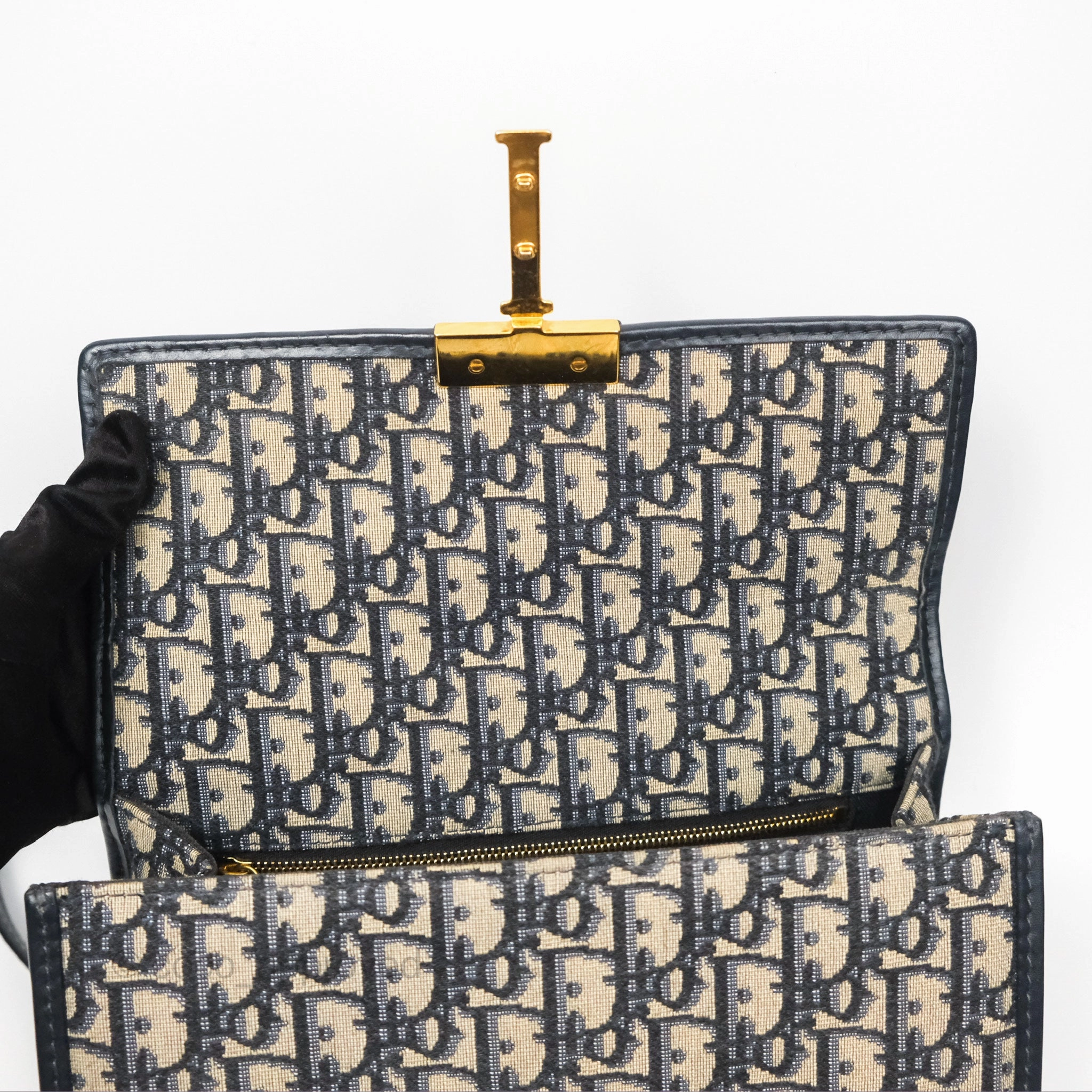 Christian Dior 30 Montaigne with Chain Blue Dior Oblique Jacquard