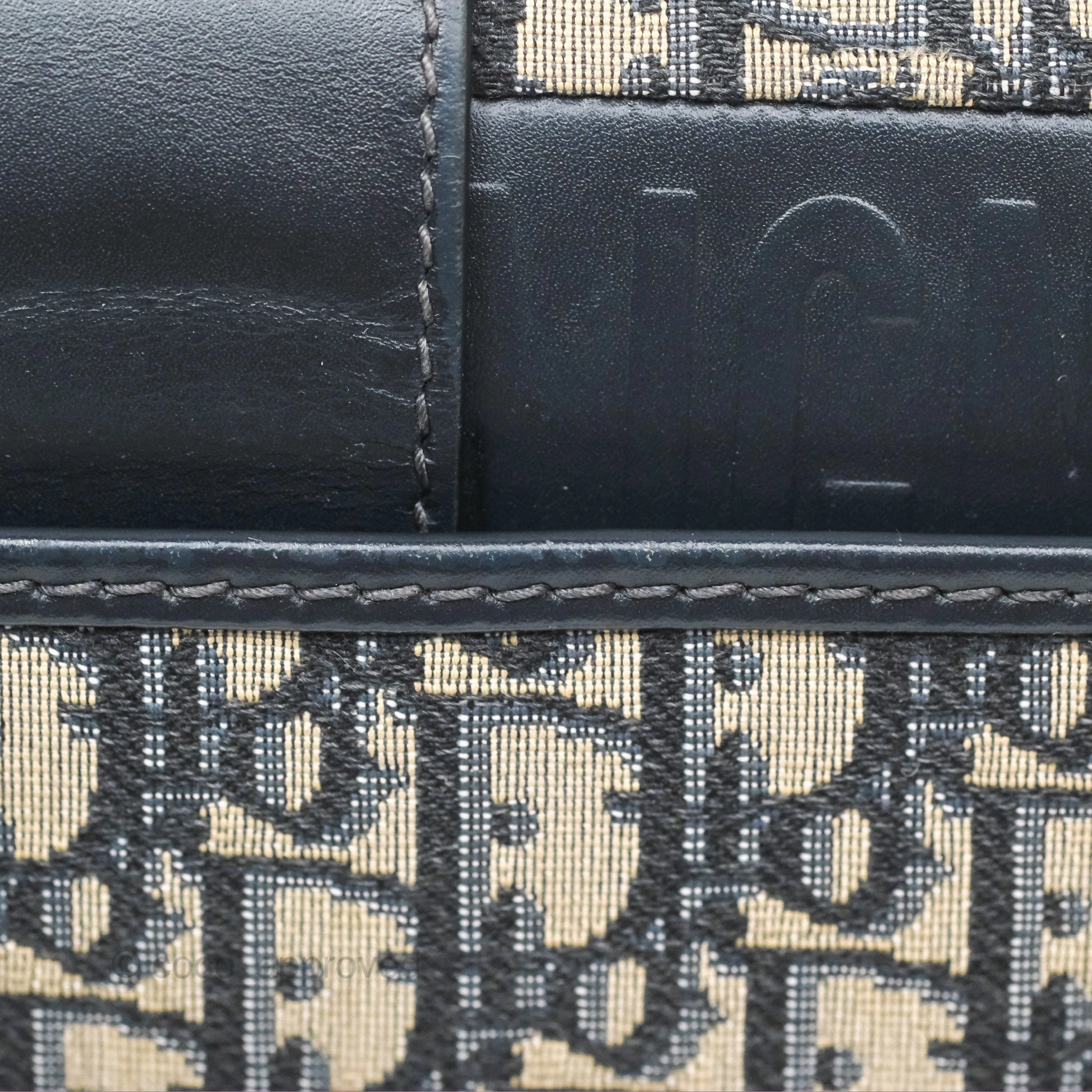 Christian Dior 30 Montaigne with Chain Blue Dior Oblique Jacquard