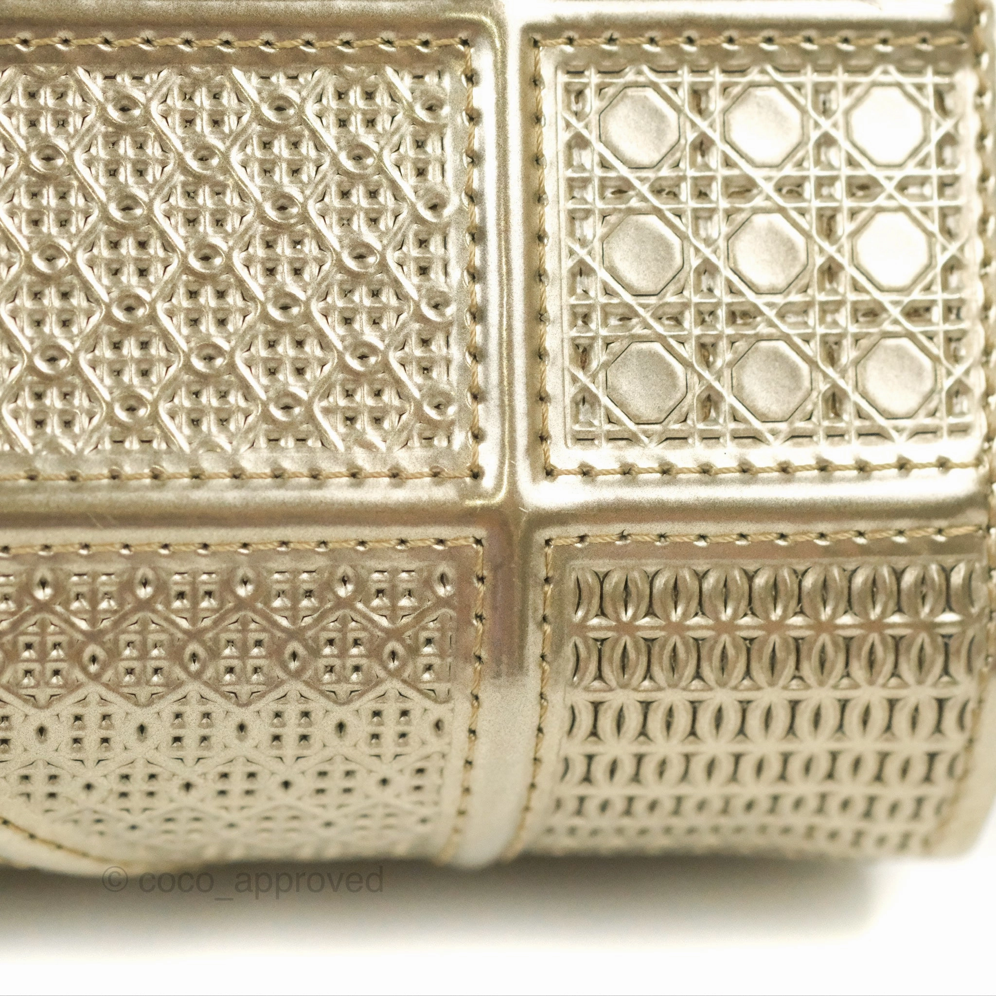 Christian Dior Diorama Clutch with Chain Metallic Gold Gold Hardware