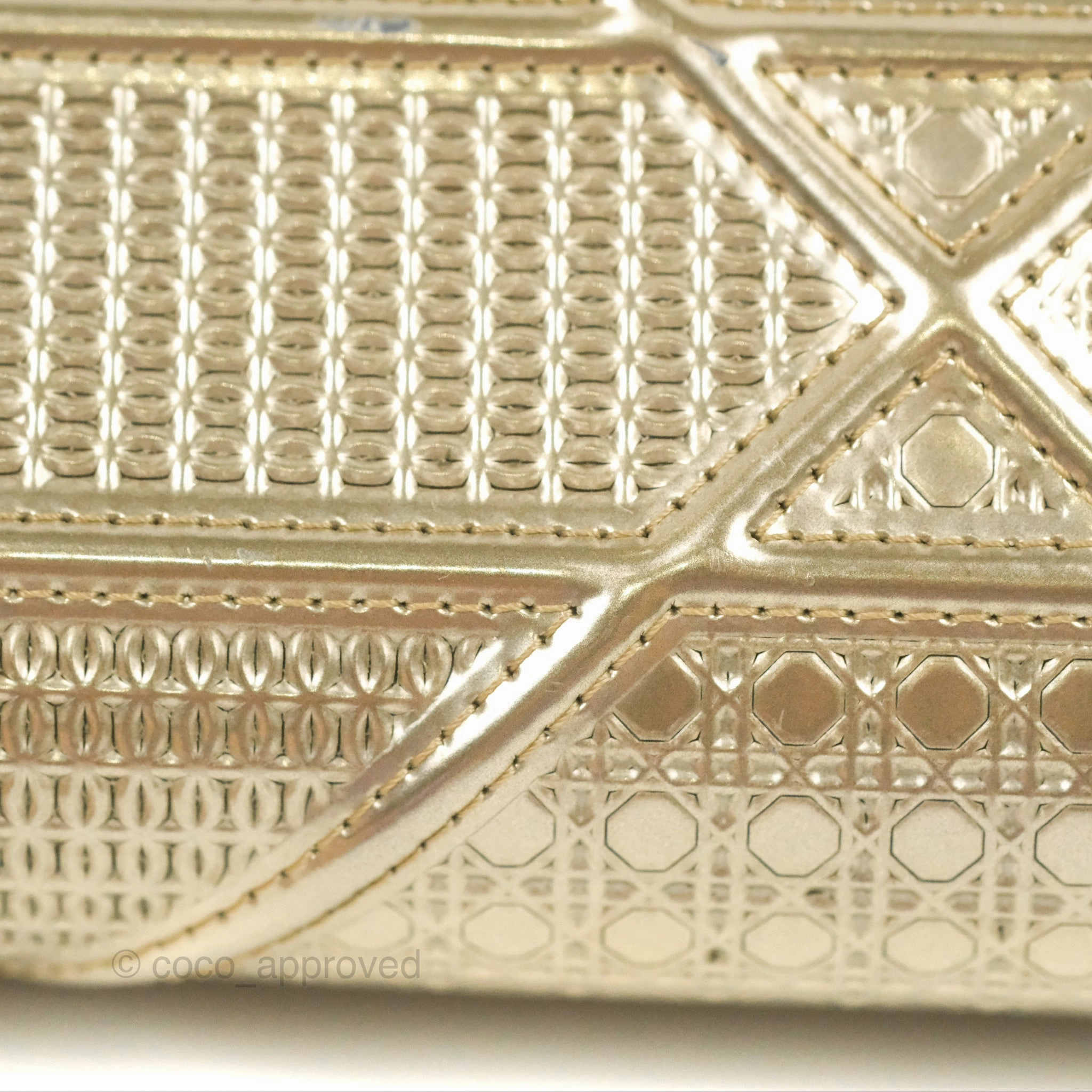 Christian Dior Diorama Clutch with Chain Metallic Gold Gold Hardware