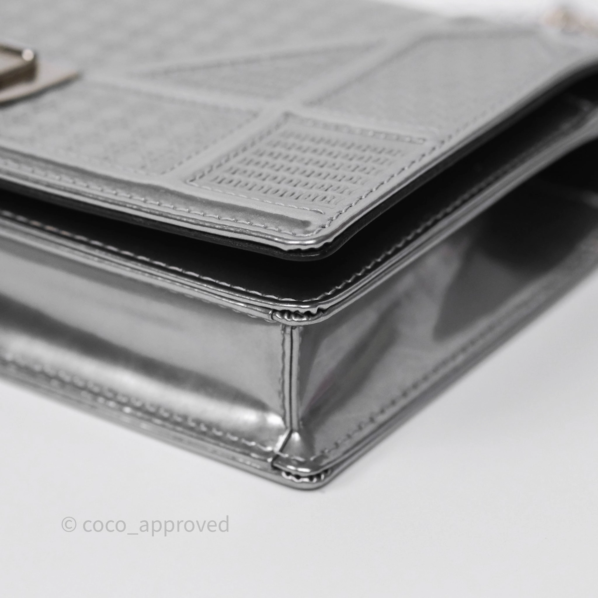 Christian Dior Diorama Wallet on Chain Metallic Silver