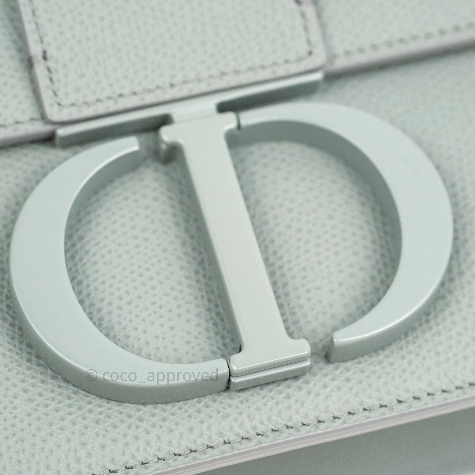 Christian Dior Grained Calfskin Montaigne Flap 30 Ultramatte Gray