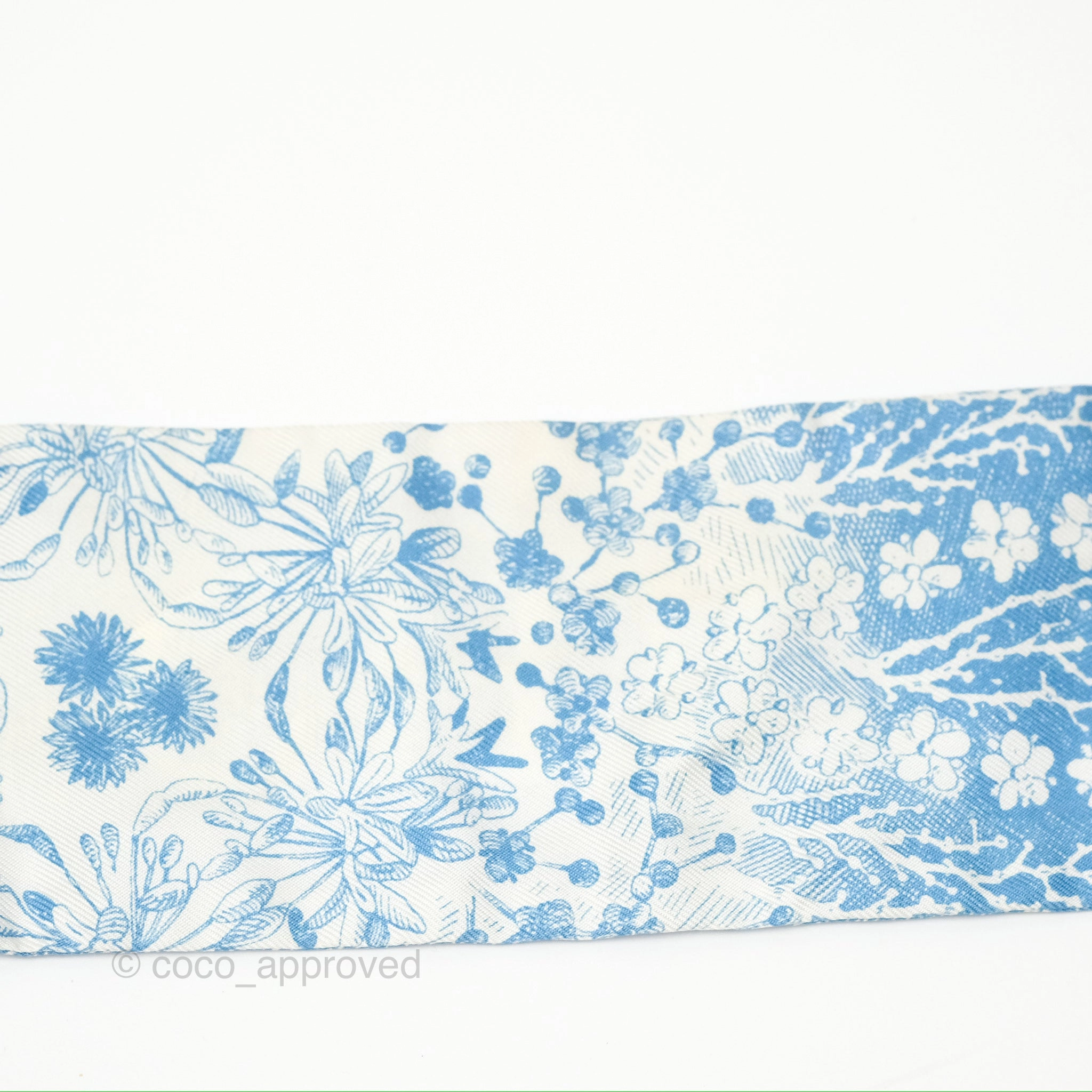 Christian Dior Kalidoscope Mitzah Silk Twilly Blue