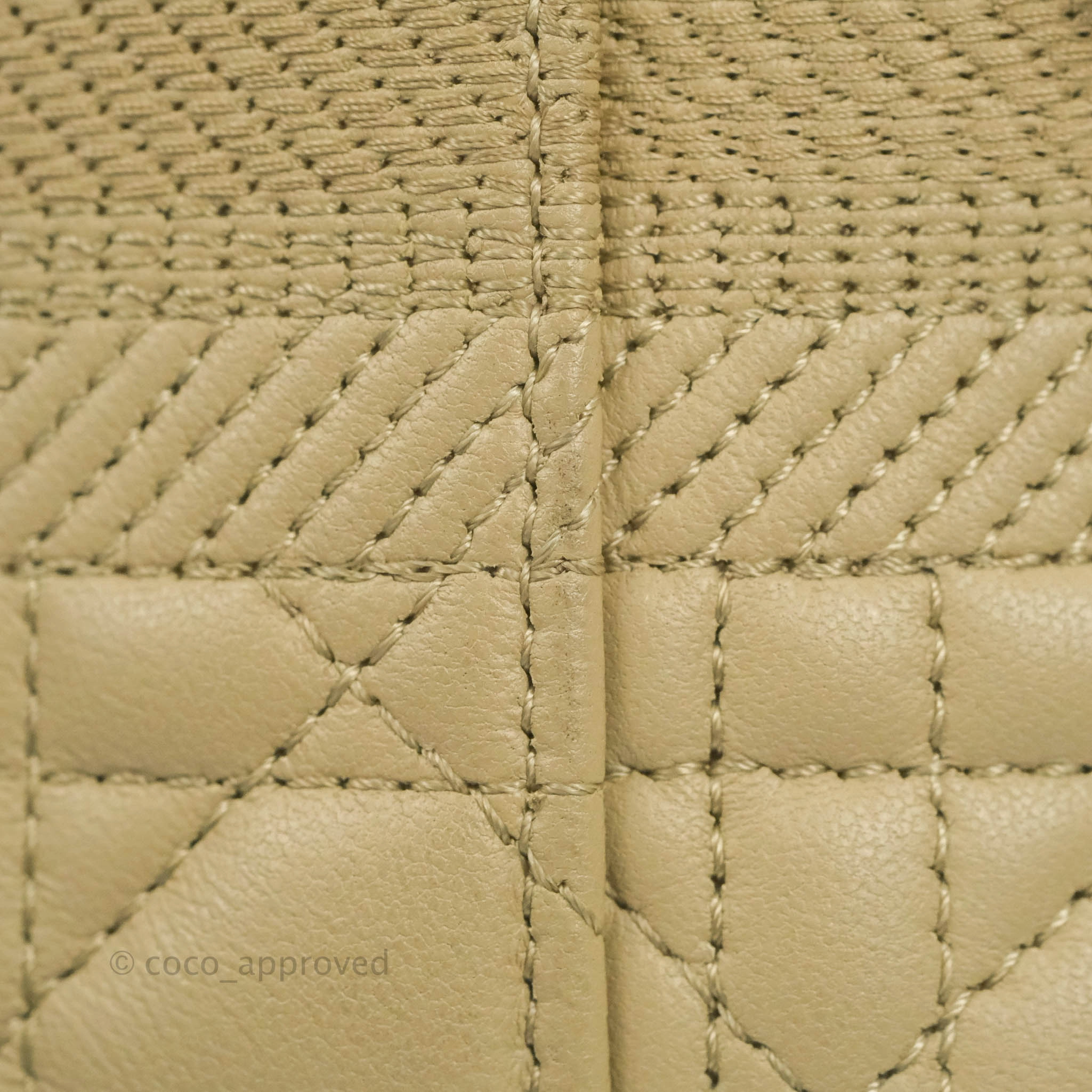 Christian Dior Small Diortravel Vanity Case Beige Lambskin Cannage