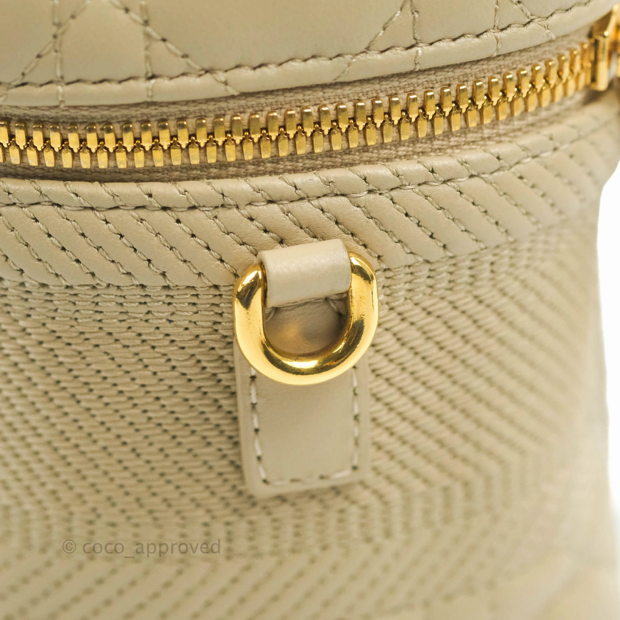 Christian Dior Small Diortravel Vanity Case Beige Lambskin Cannage