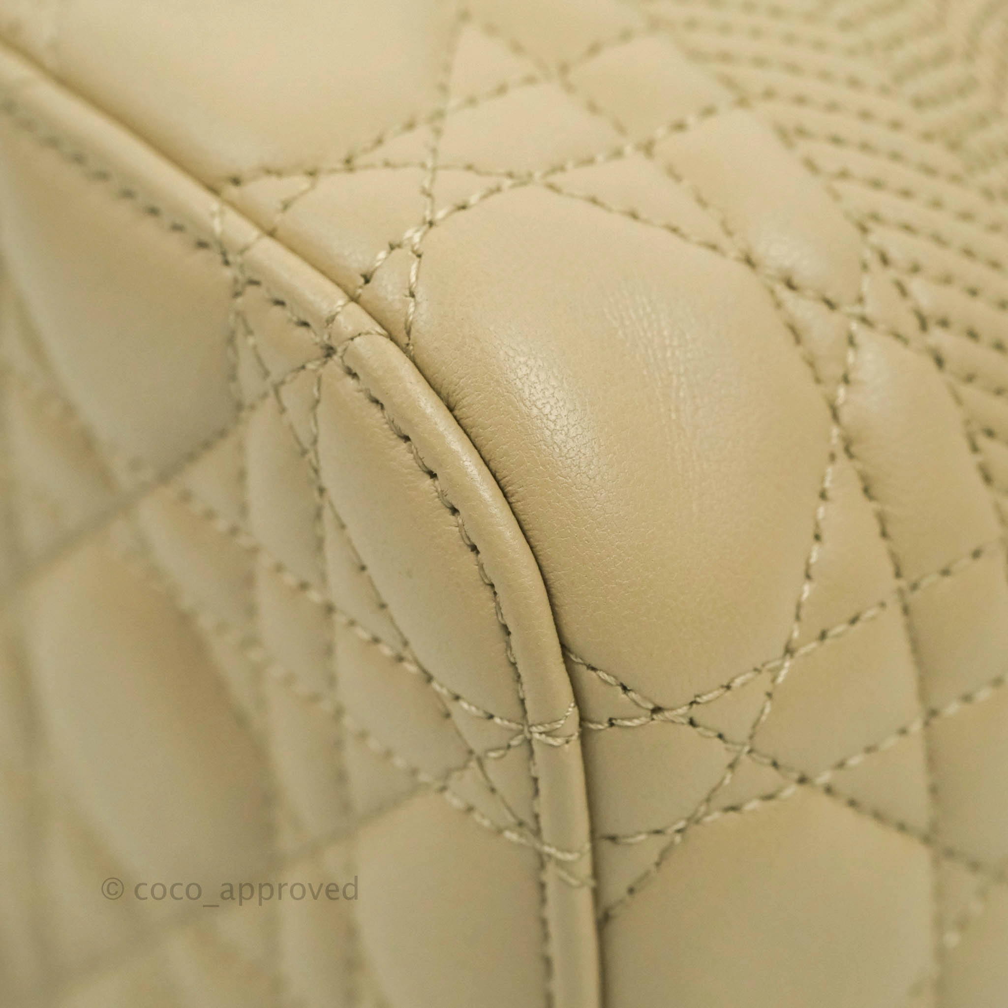Christian Dior Small Diortravel Vanity Case Beige Lambskin Cannage