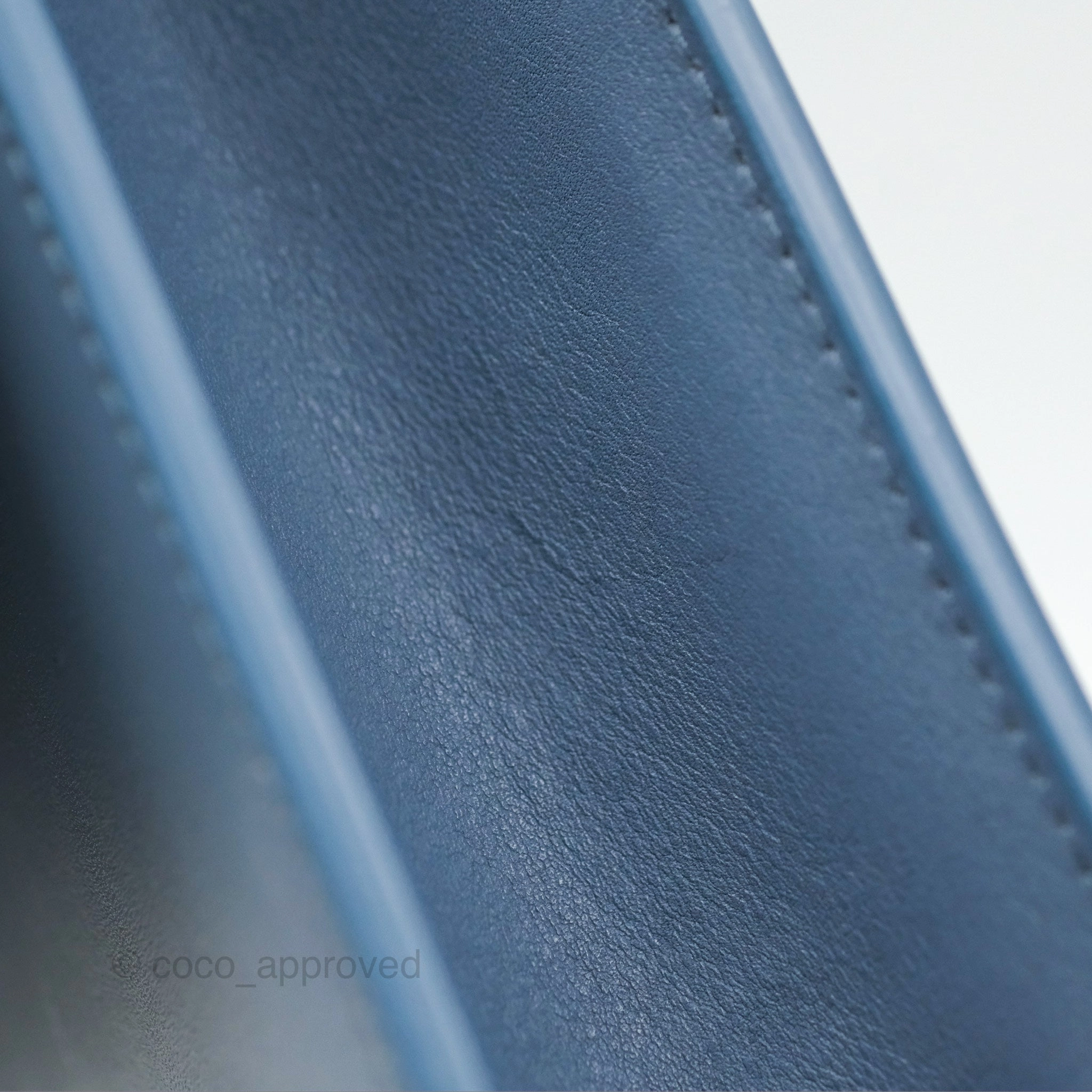 Dior 30 Montaigne Bag Blue Box Calfskin