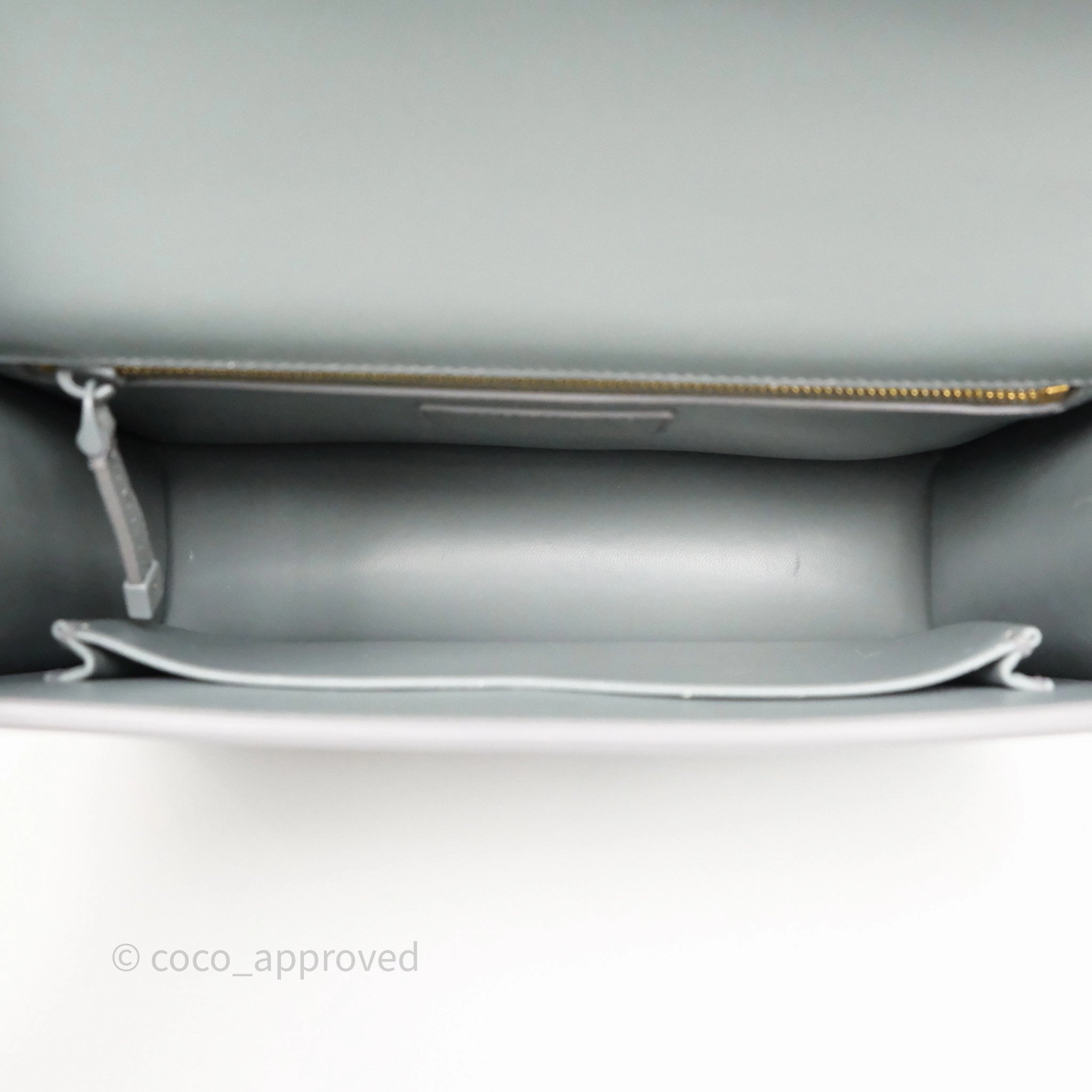 Dior 30 Montaigne Bag Grey Ultra Matte Grained Calfskin