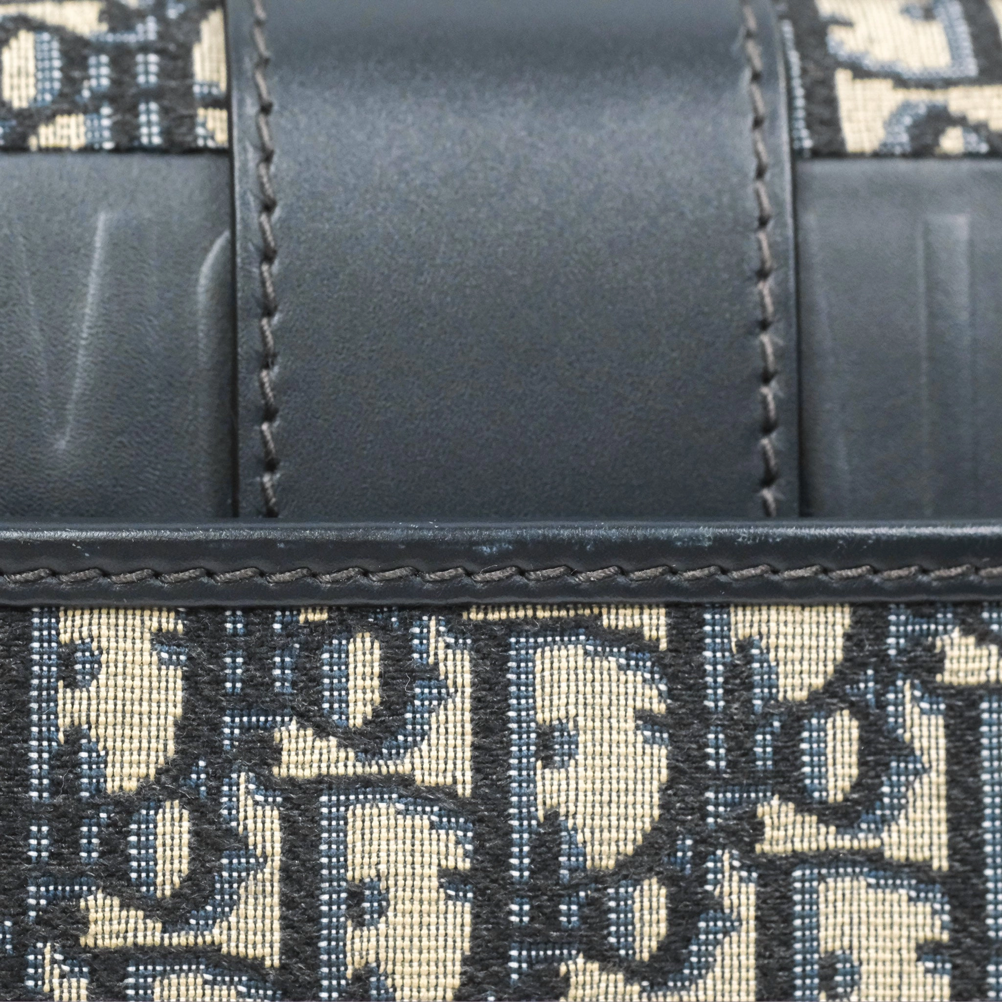Dior 30 Montaigne Bag Navy Dior Oblique Jacquard