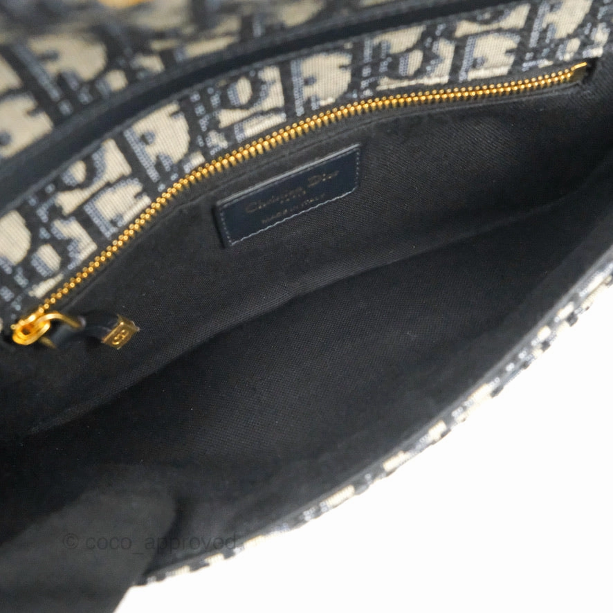 Dior 30 Montaigne Clutch Navy Oblique Canvas