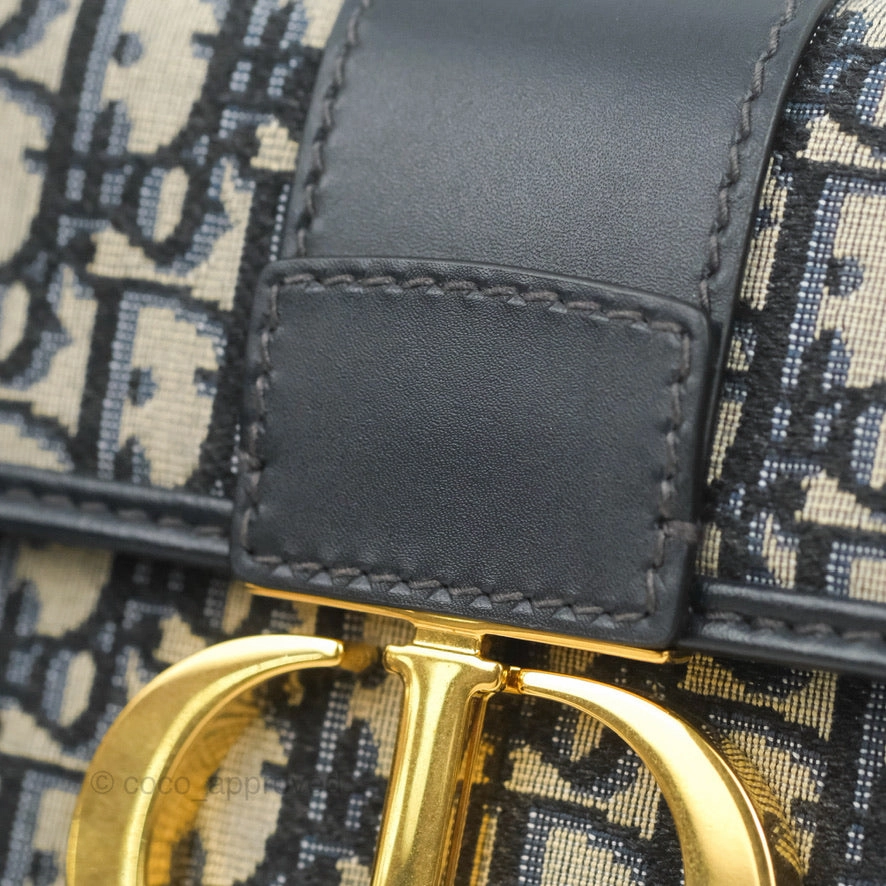 Dior 30 Montaigne Clutch Navy Oblique Canvas