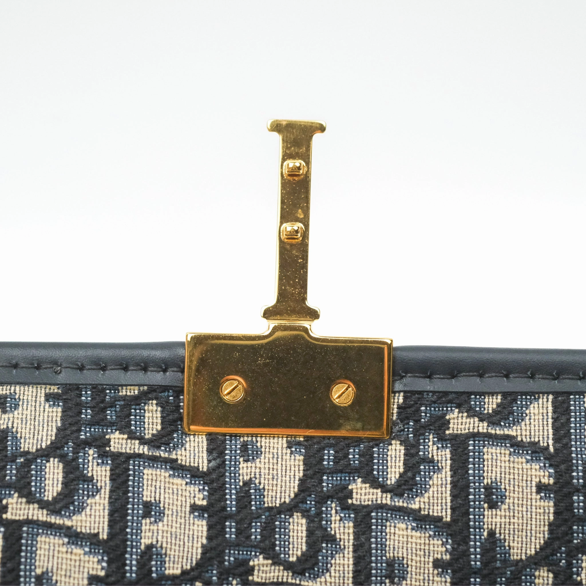 Dior 30 Montaigne East-West Bag With Chain Blue Dior Oblique Jacquard