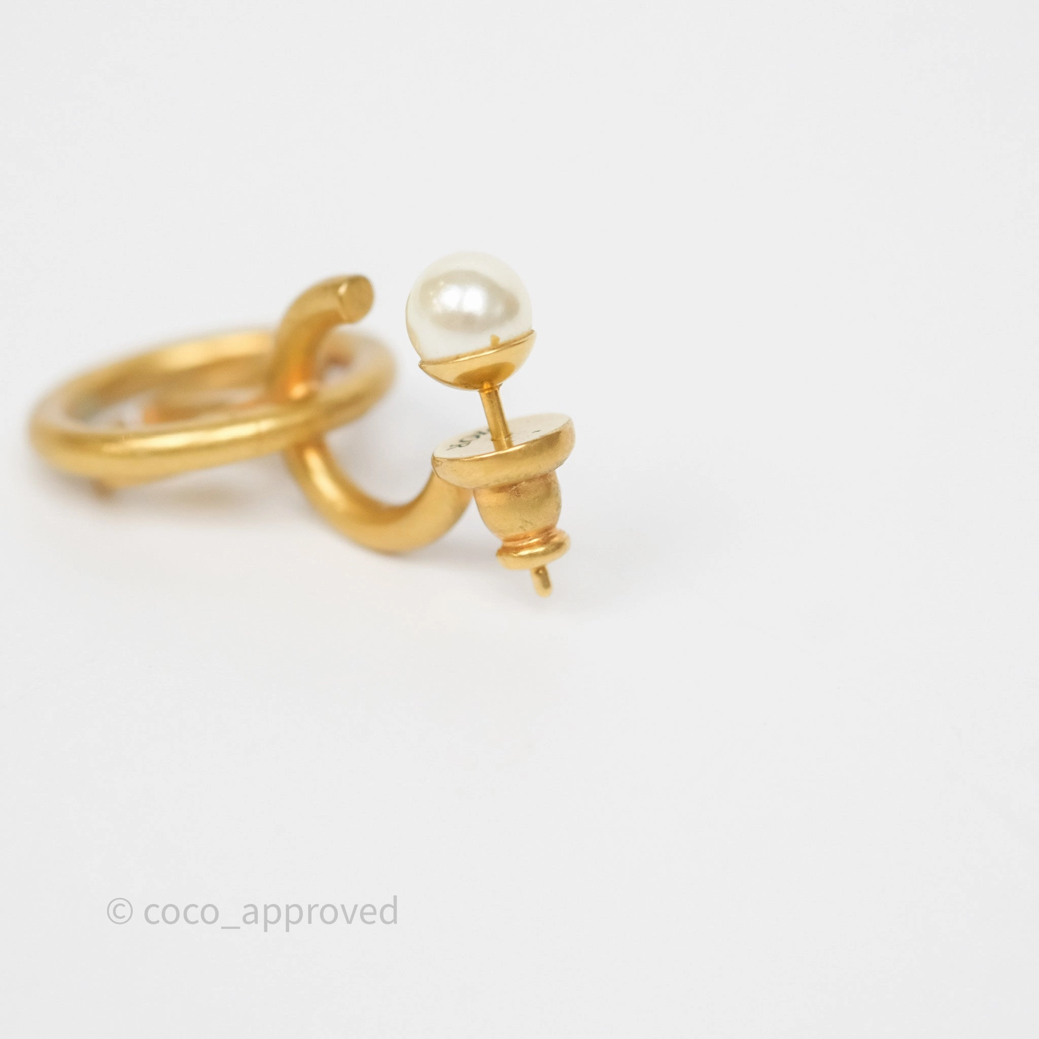 Dior 30 Montaigne Pearl Drop Earrings Aged Gold Tone