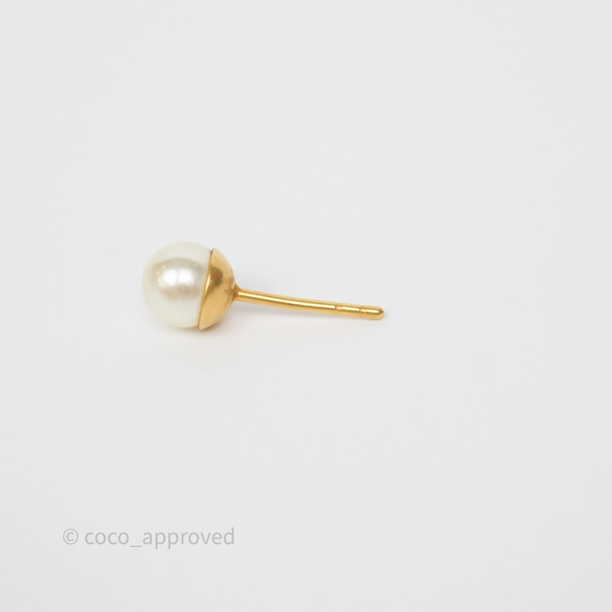 Dior 30 Montaigne Pearl Drop Earrings Aged Gold Tone