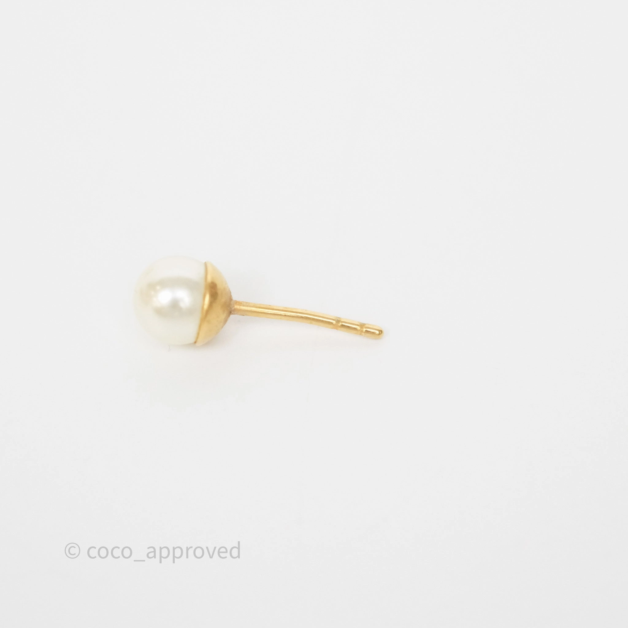 Dior 30 Montaigne Pearl Drop Earrings Aged Gold Tone