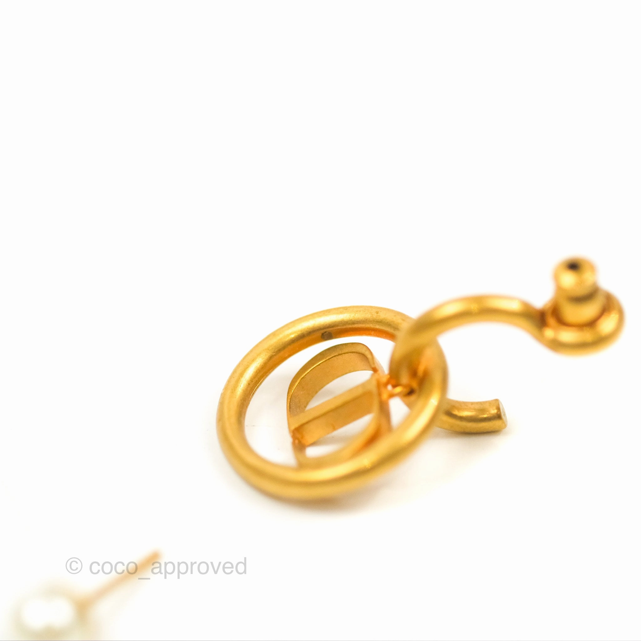 Dior 30 Montaigne Pearl Drop Earrings Gold Tone