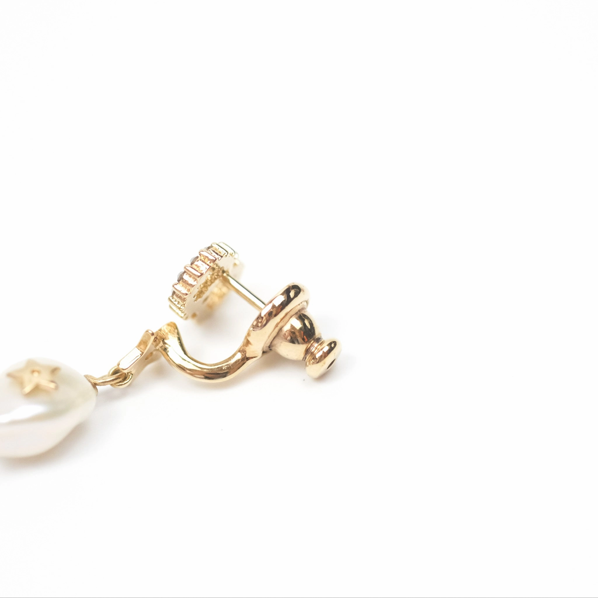 Dior CD Star Pearl Drop Earrings Gold Tone