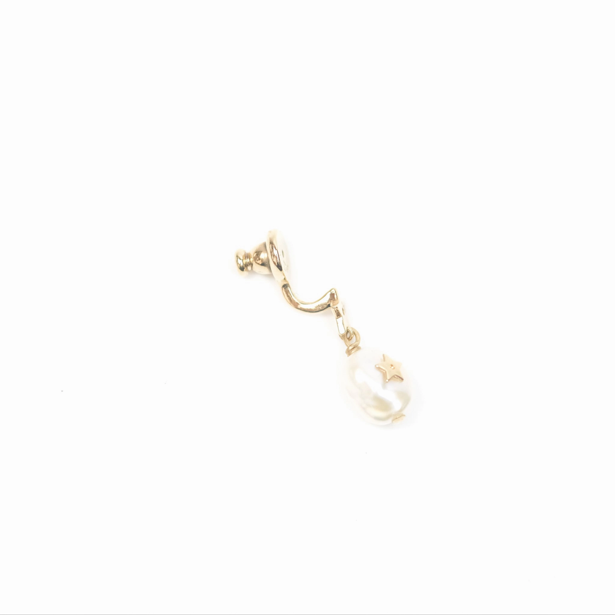 Dior CD Star Pearl Drop Earrings Gold Tone