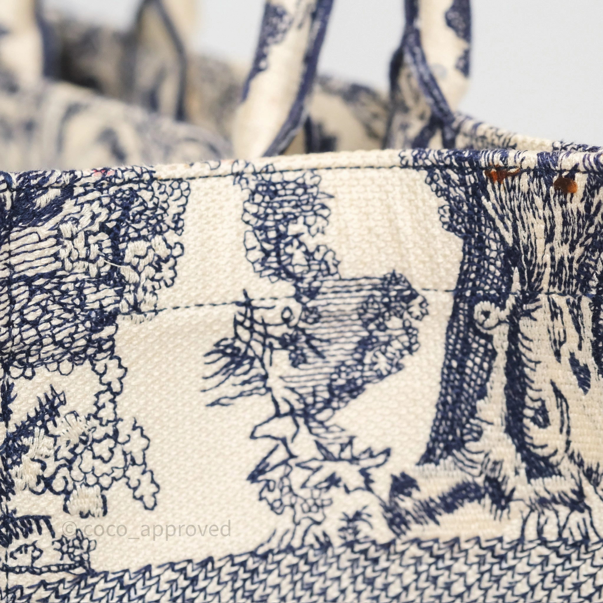 Dior Medium Book Tote White/Blue Toile De Jouy Embroidered Canvas