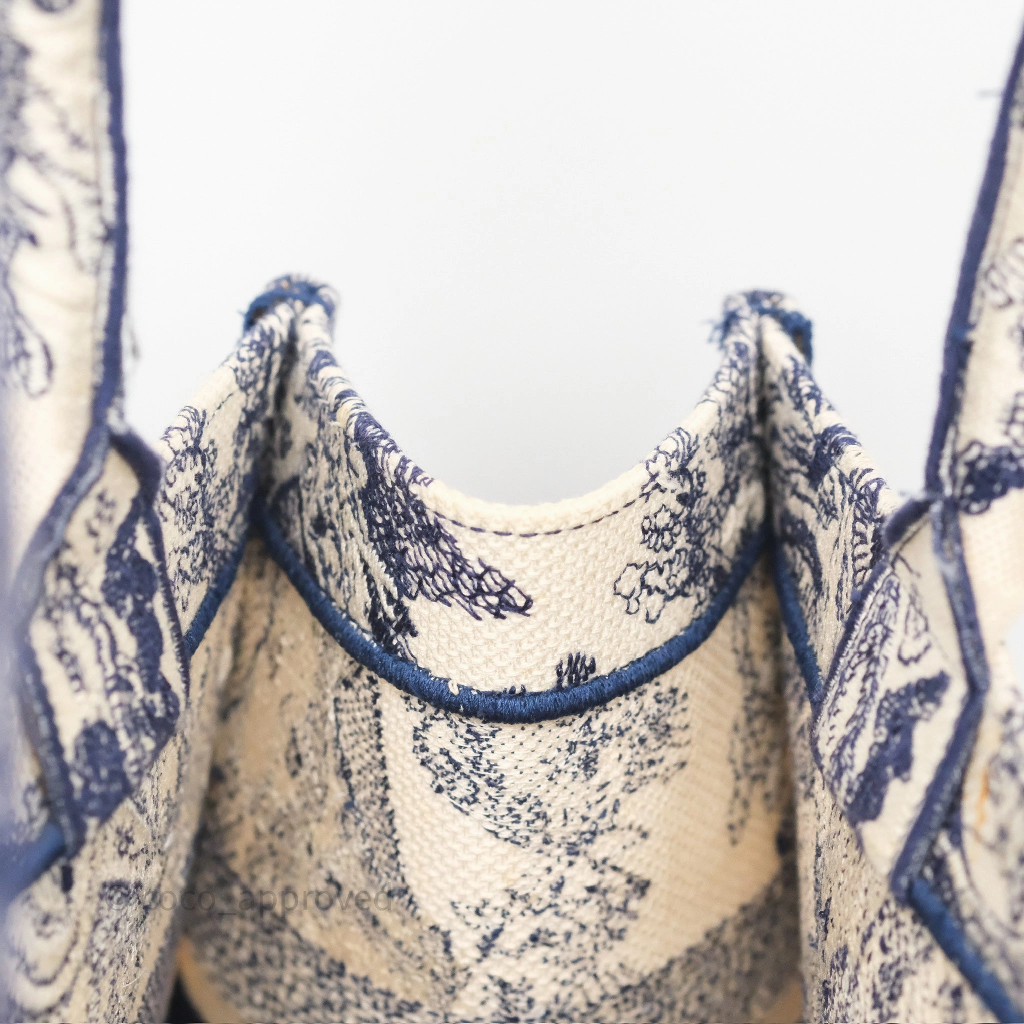 Dior Medium Book Tote White/Blue Toile De Jouy Embroidered Canvas