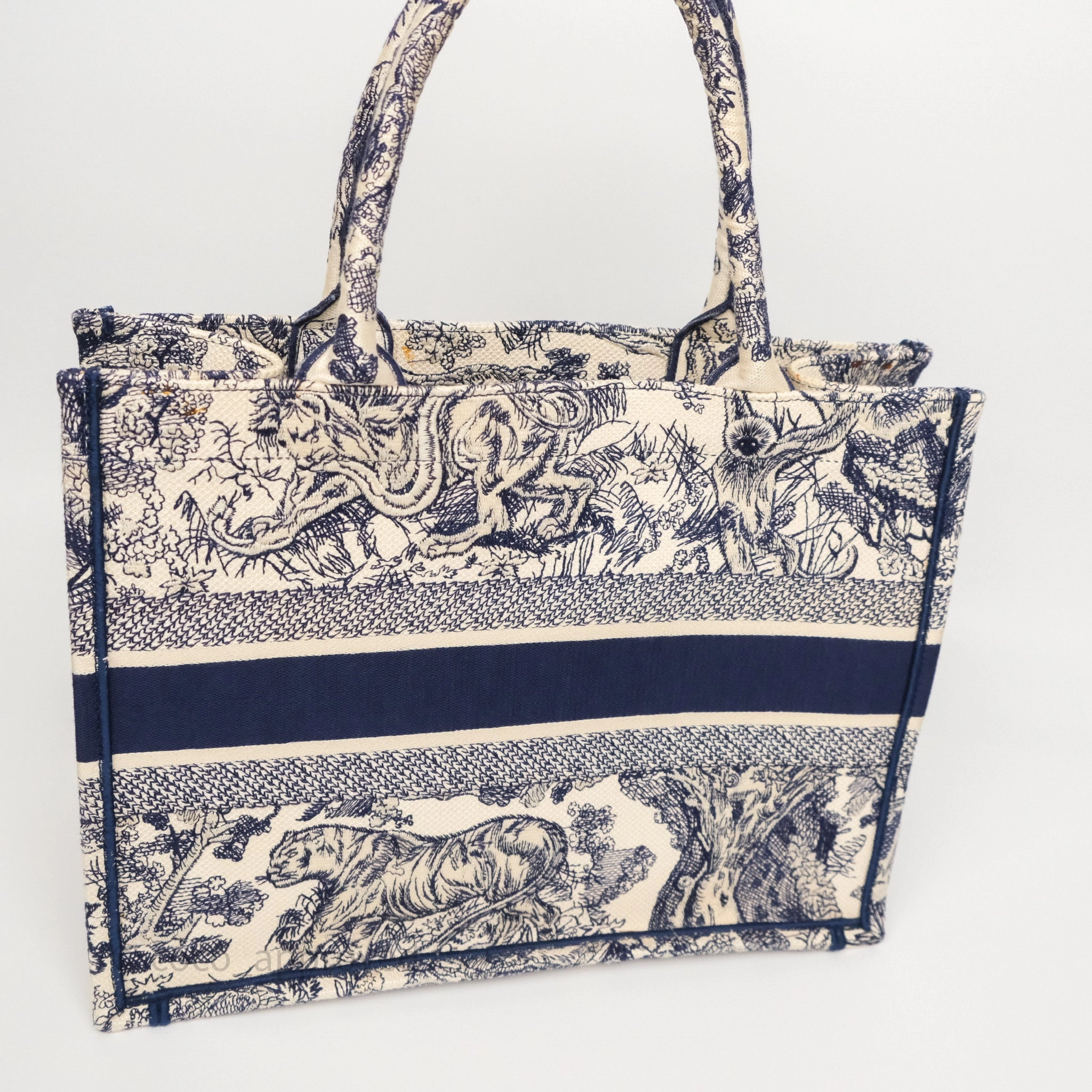 Dior Medium Book Tote White/Blue Toile De Jouy Embroidered Canvas