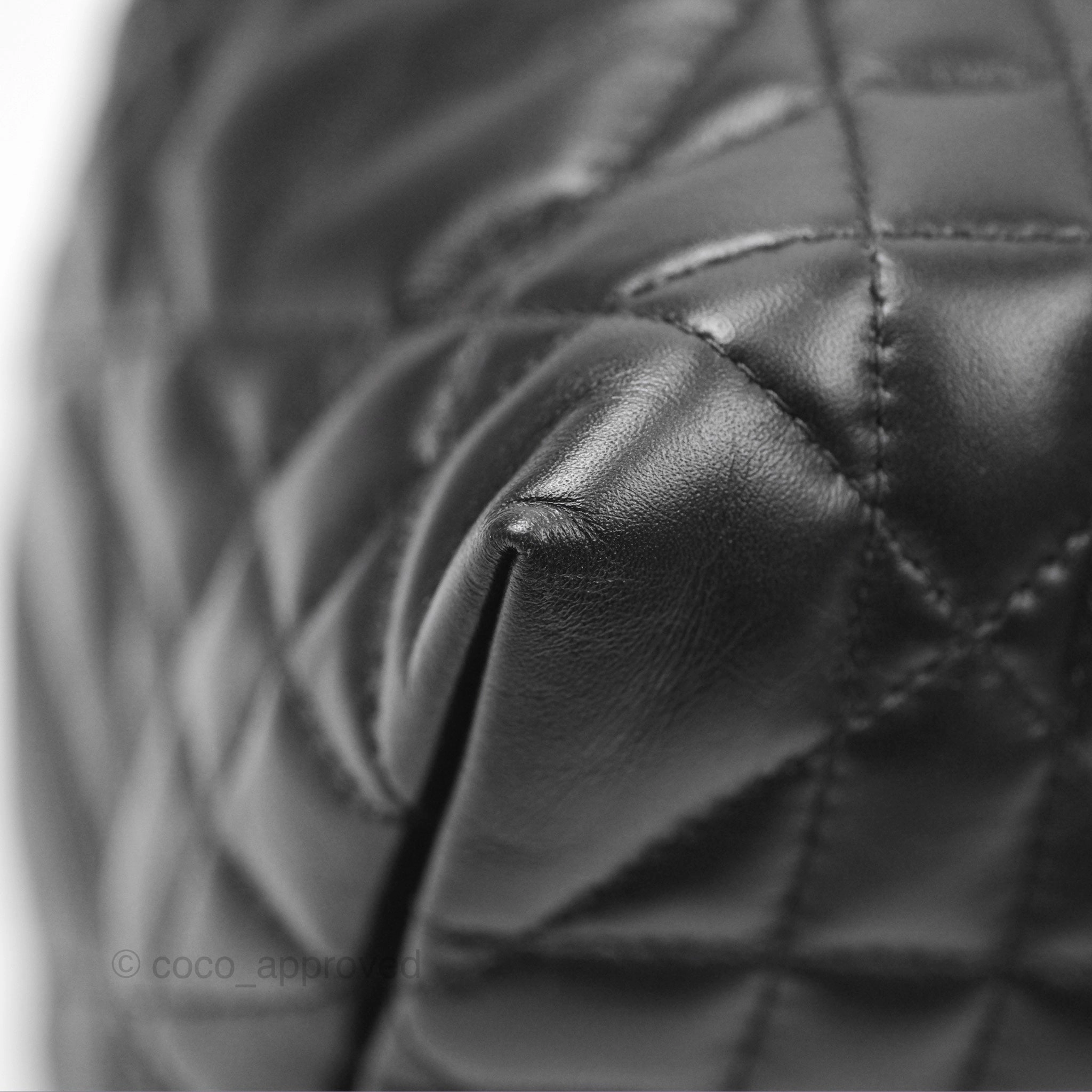 Dior Medium Toujours Bag Black Macrocannage Calfskin