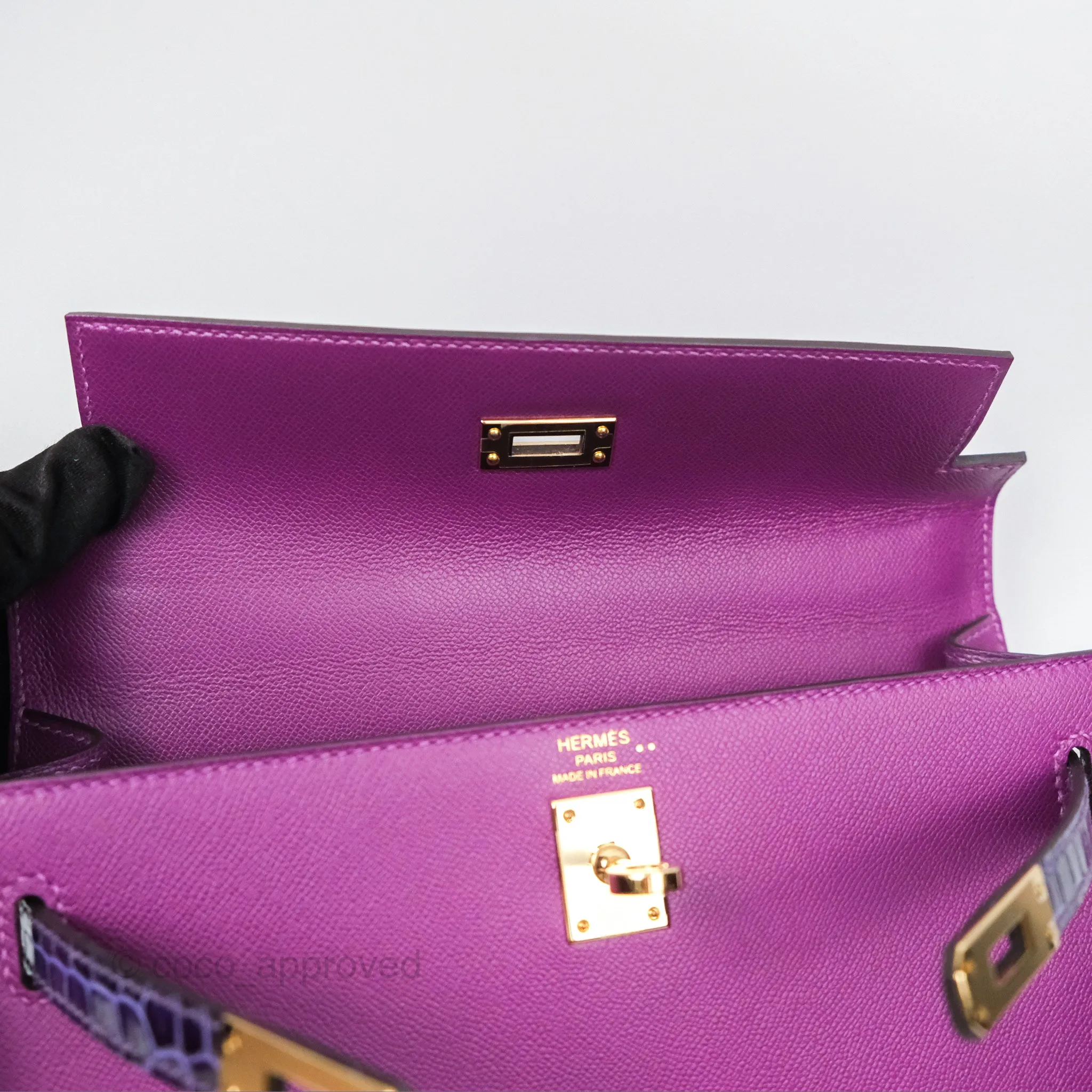 Herms Kelly 25 Sellier Touch Anemone/ Amethyste Madame/ Croc Gold Hardware