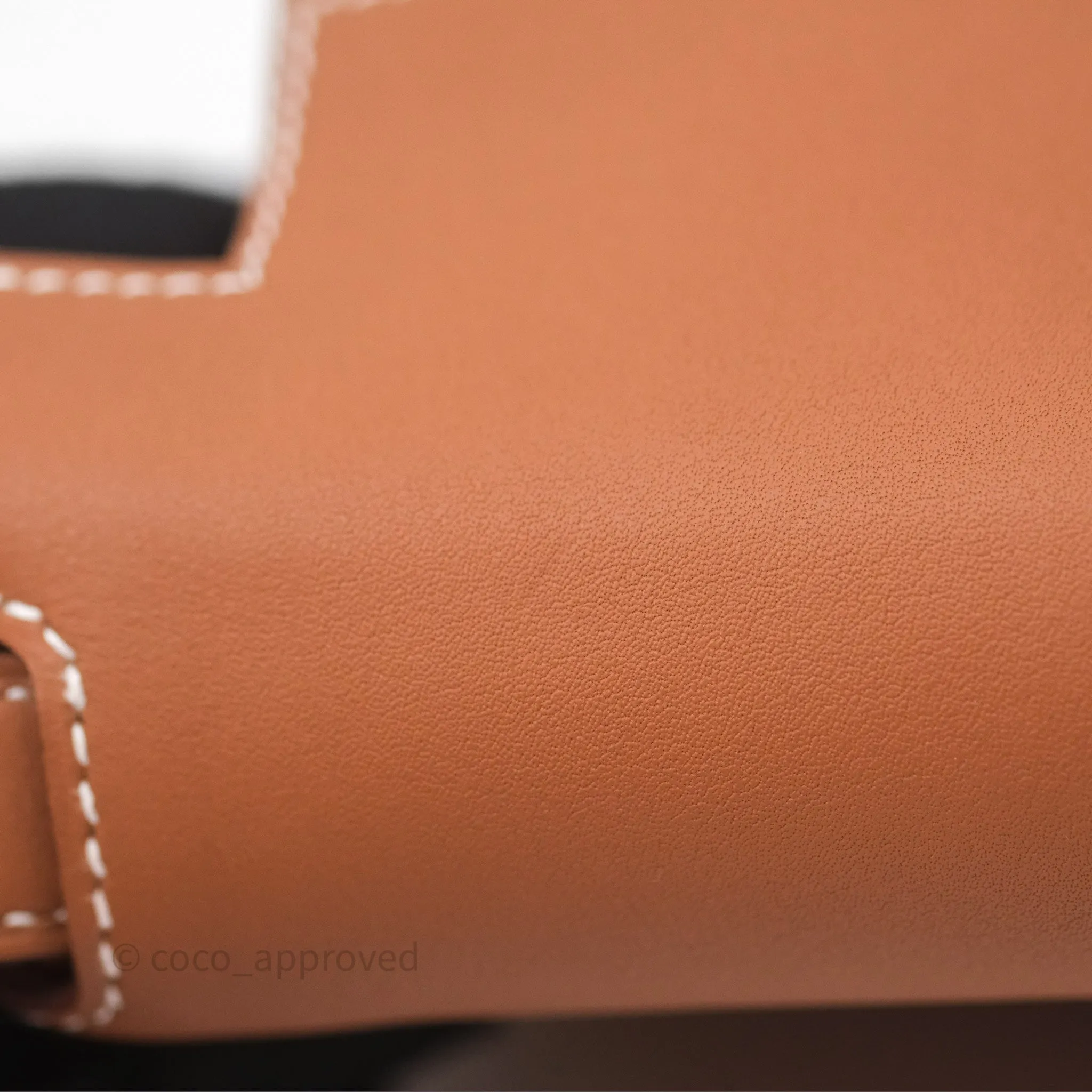 Herms Kelly Moove Gold 37 Swift Gold Hardware