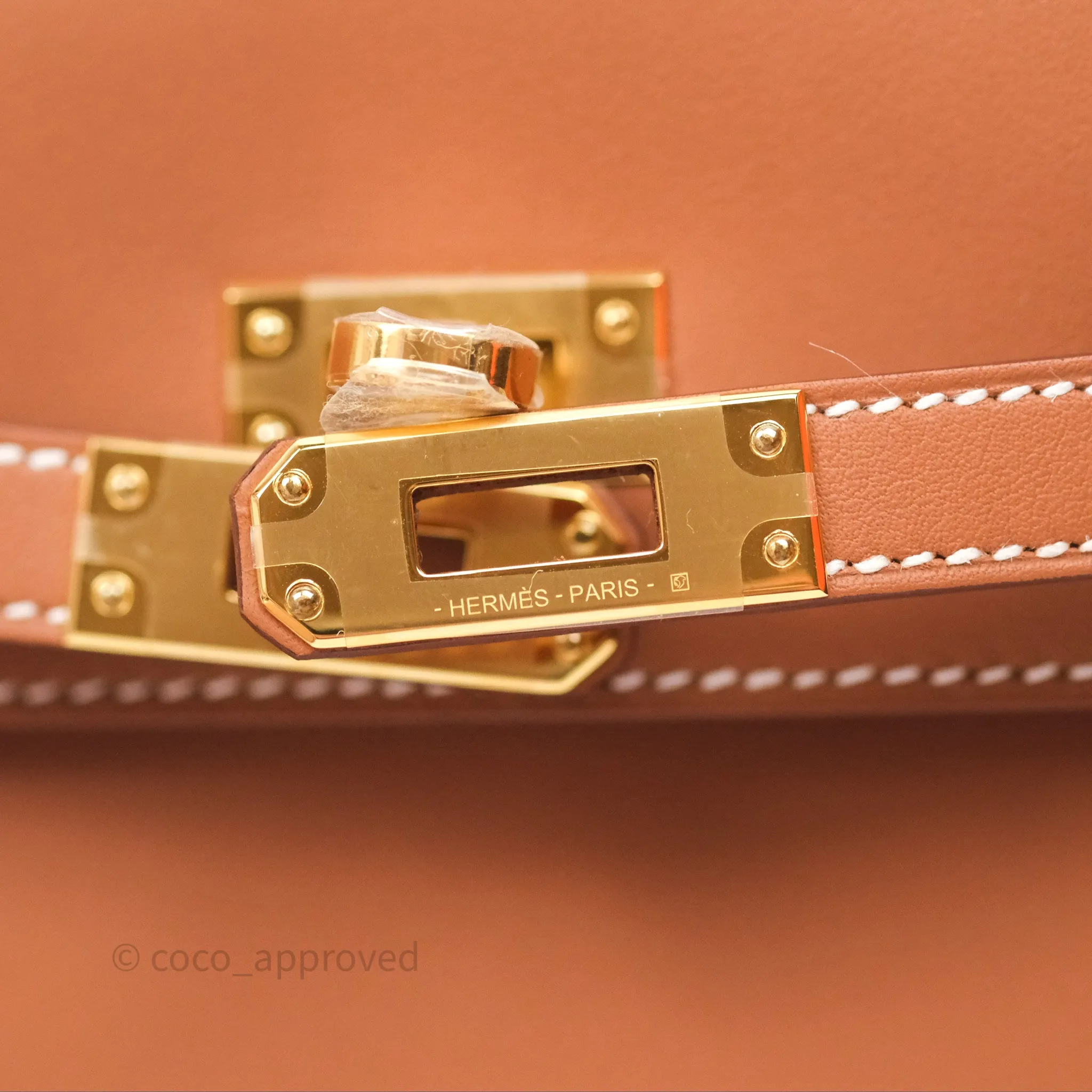 Herms Kelly Moove Gold 37 Swift Gold Hardware
