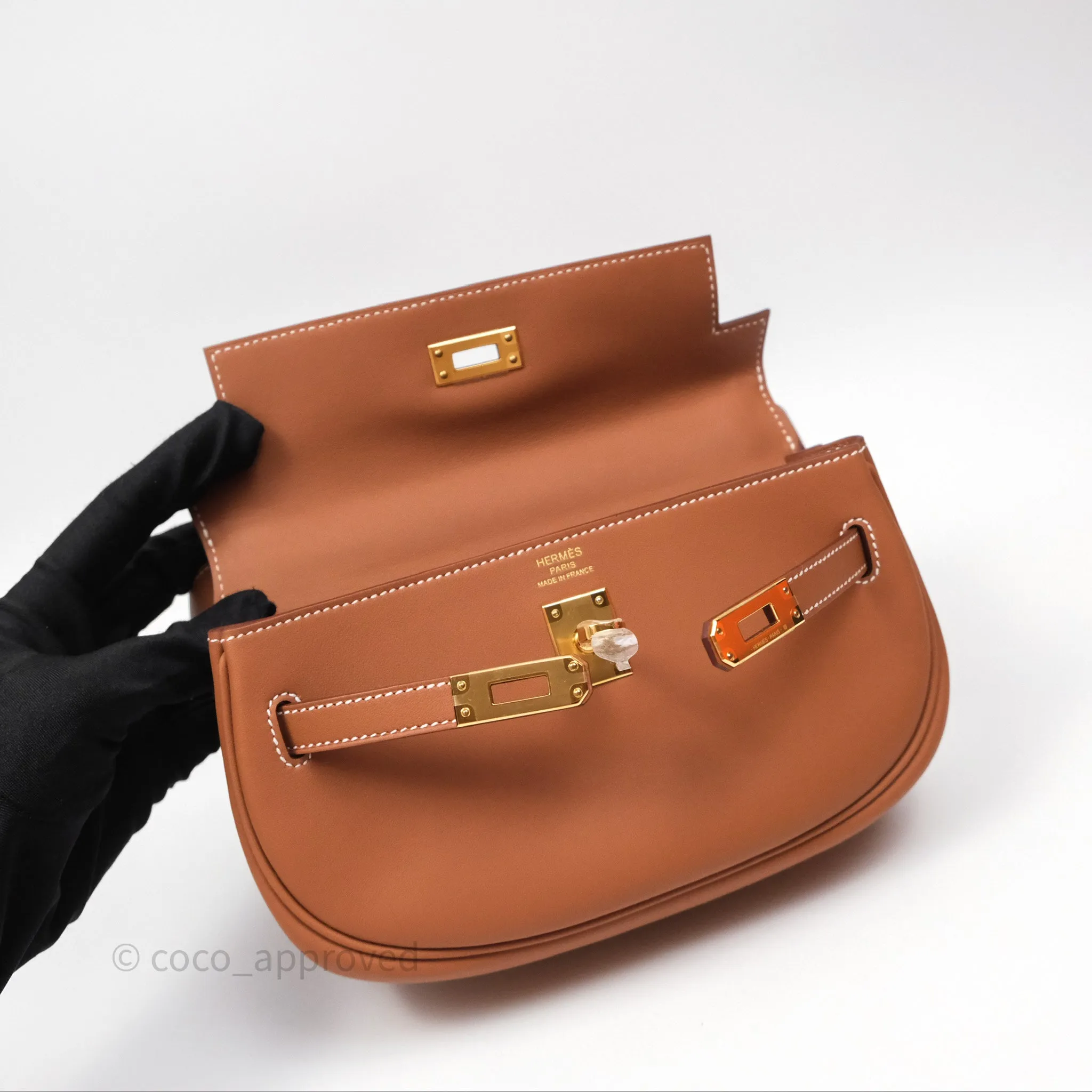 Herms Kelly Moove Gold 37 Swift Gold Hardware