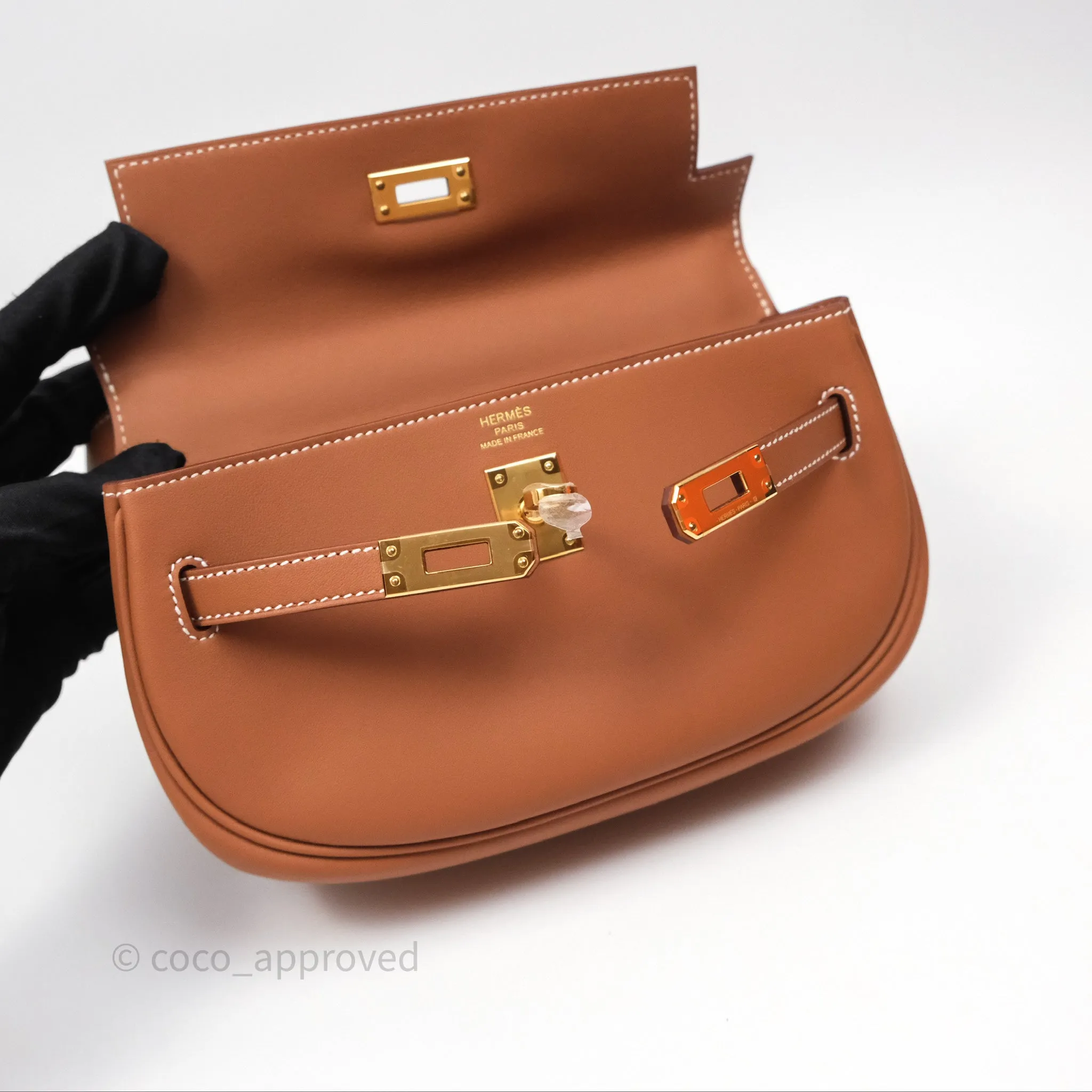 Herms Kelly Moove Gold 37 Swift Gold Hardware