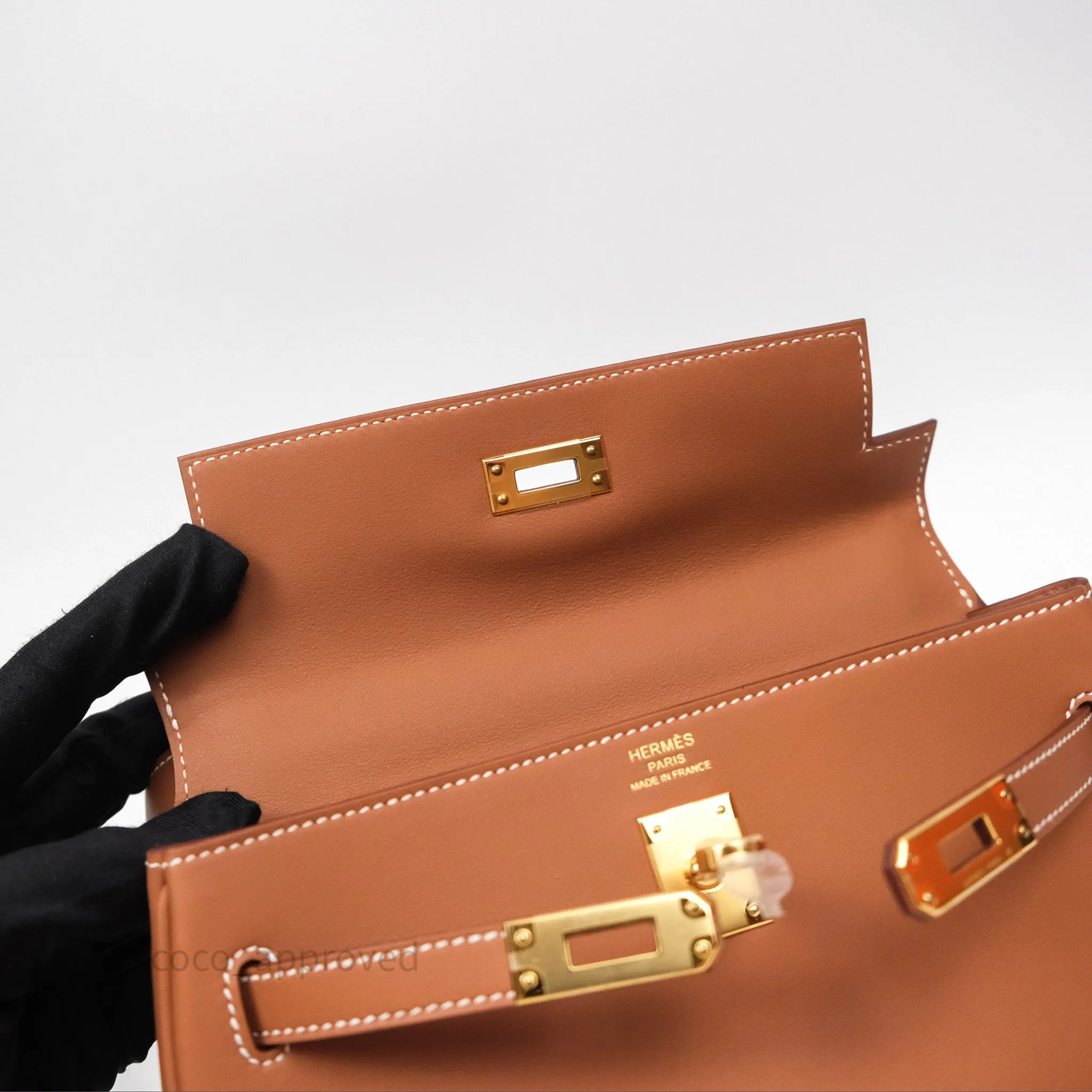 Herms Kelly Moove Gold 37 Swift Gold Hardware
