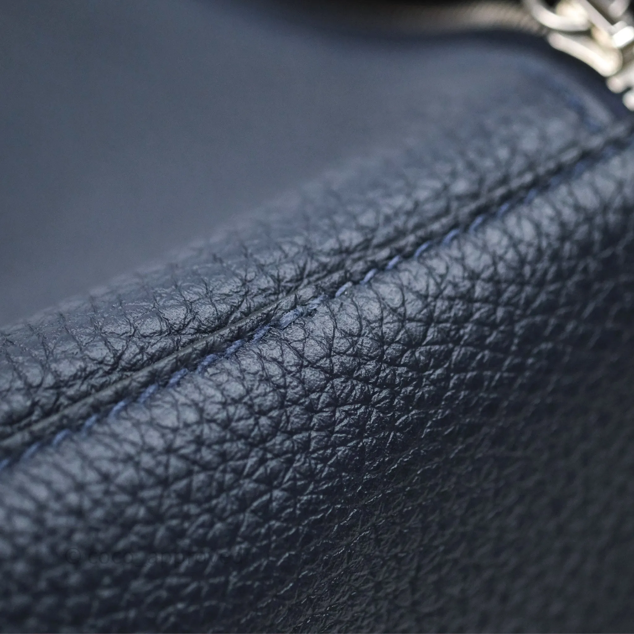 Herms Lindy 26 Bleu Nuit 2Z Taurillon Clemence Palladium Hardware