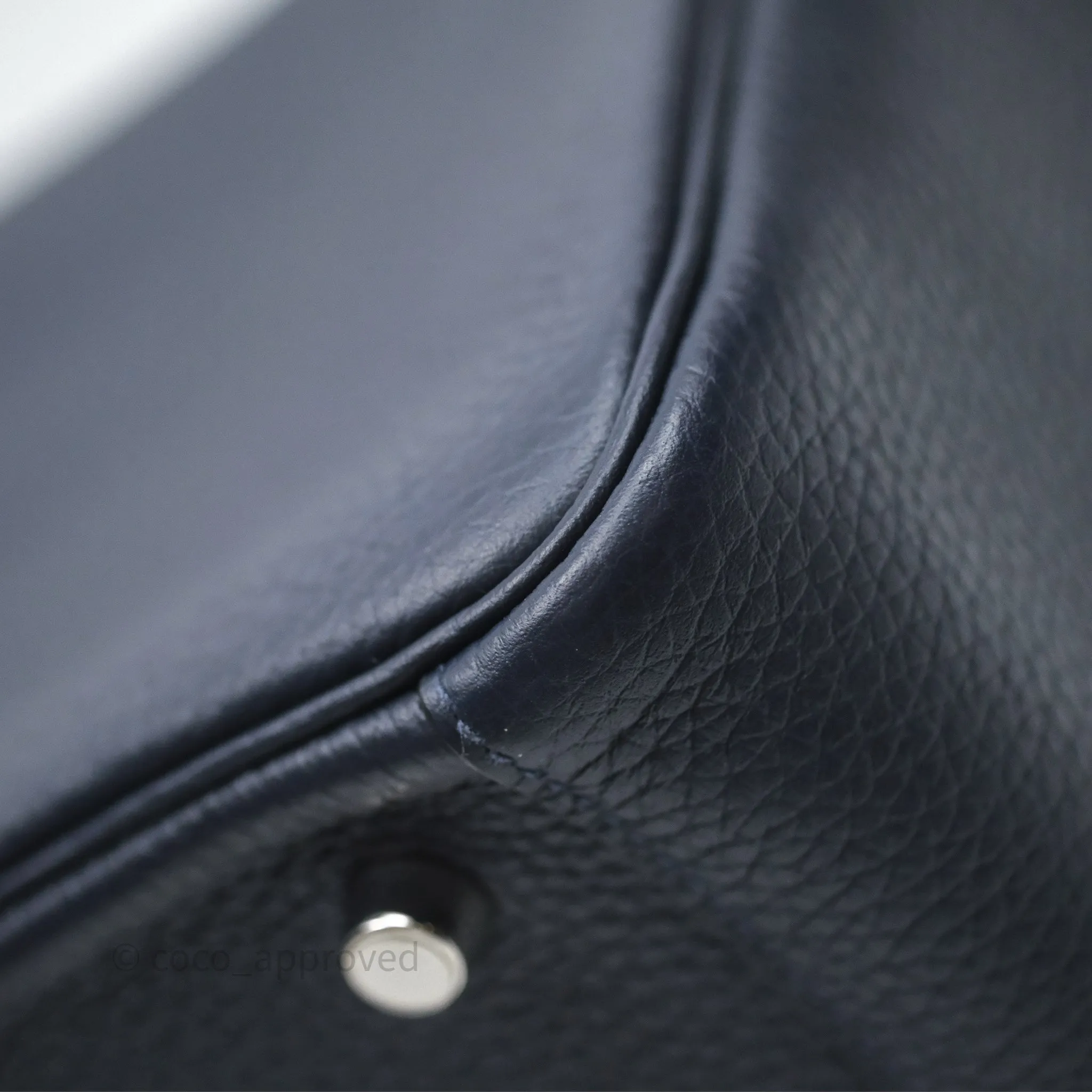 Herms Lindy 26 Bleu Nuit 2Z Taurillon Clemence Palladium Hardware