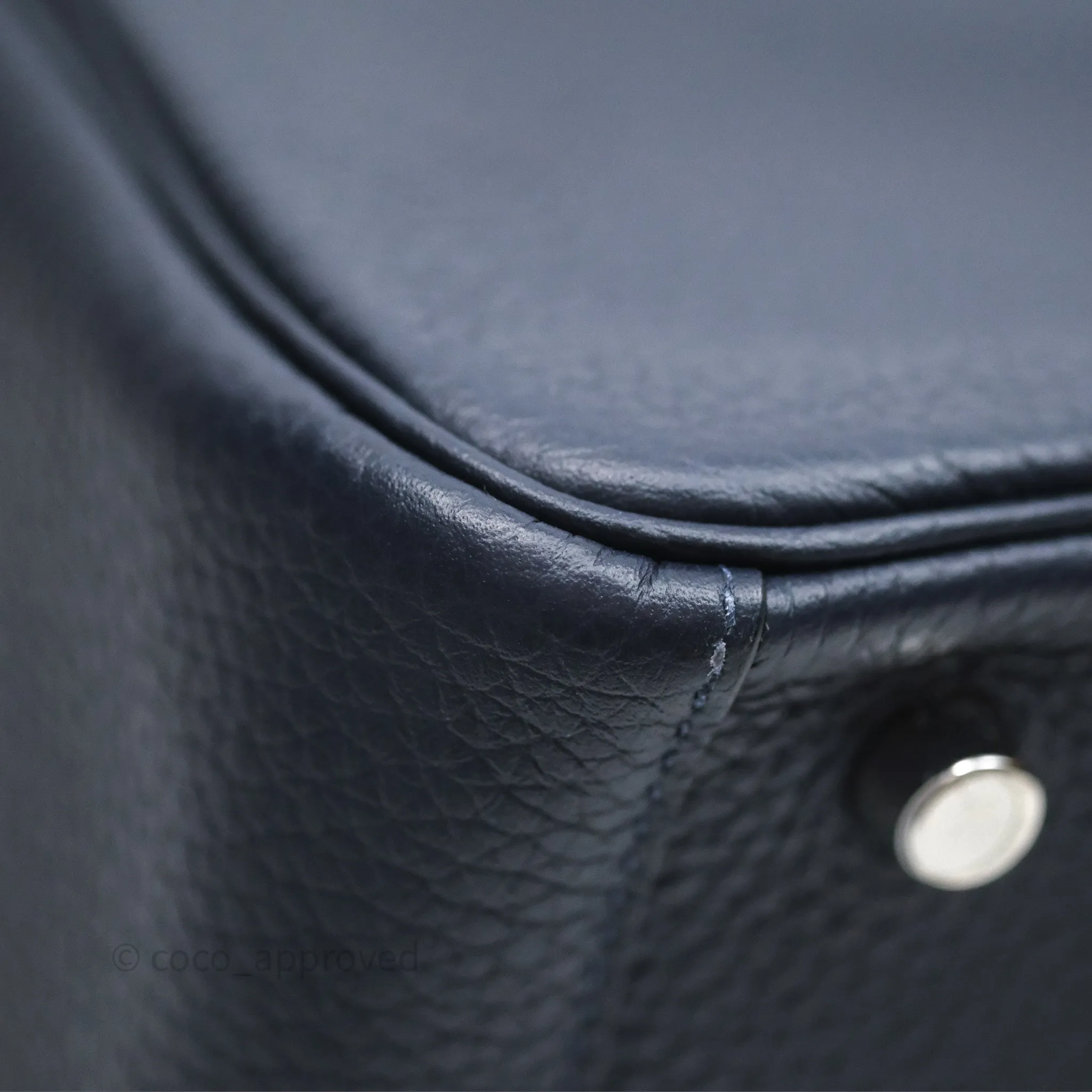 Herms Lindy 26 Bleu Nuit 2Z Taurillon Clemence Palladium Hardware