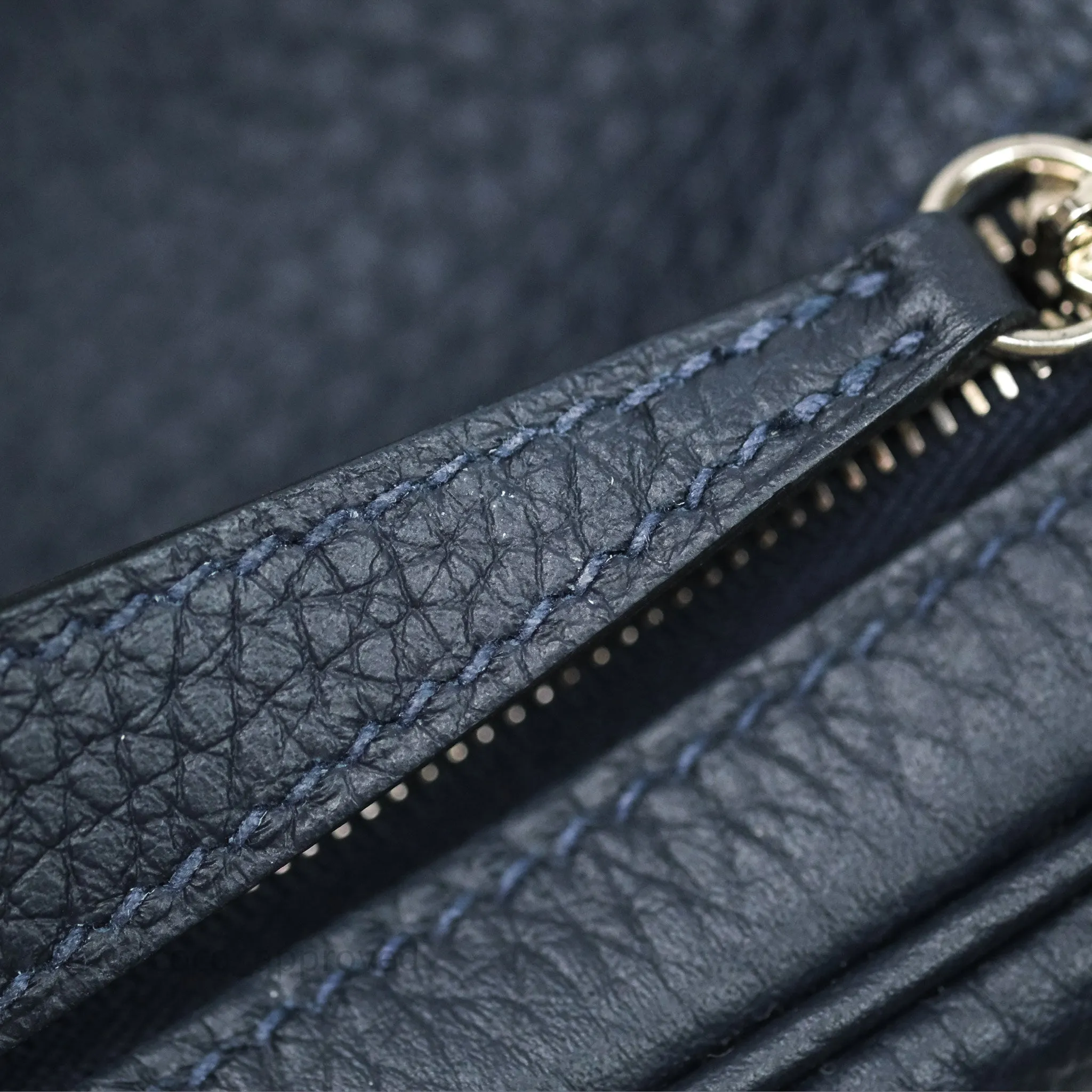Herms Lindy 26 Bleu Nuit 2Z Taurillon Clemence Palladium Hardware
