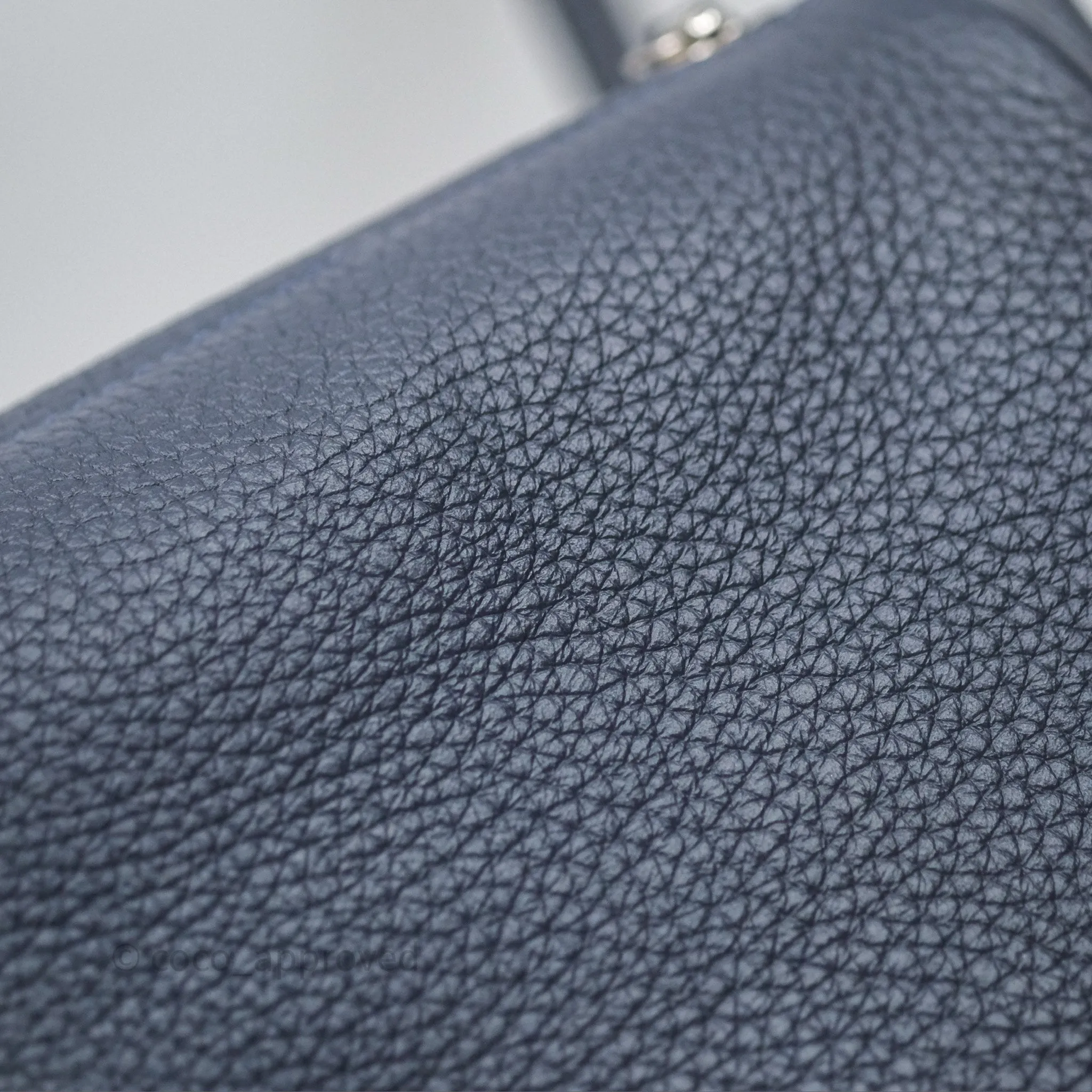 Herms Lindy 26 Bleu Nuit 2Z Taurillon Clemence Palladium Hardware