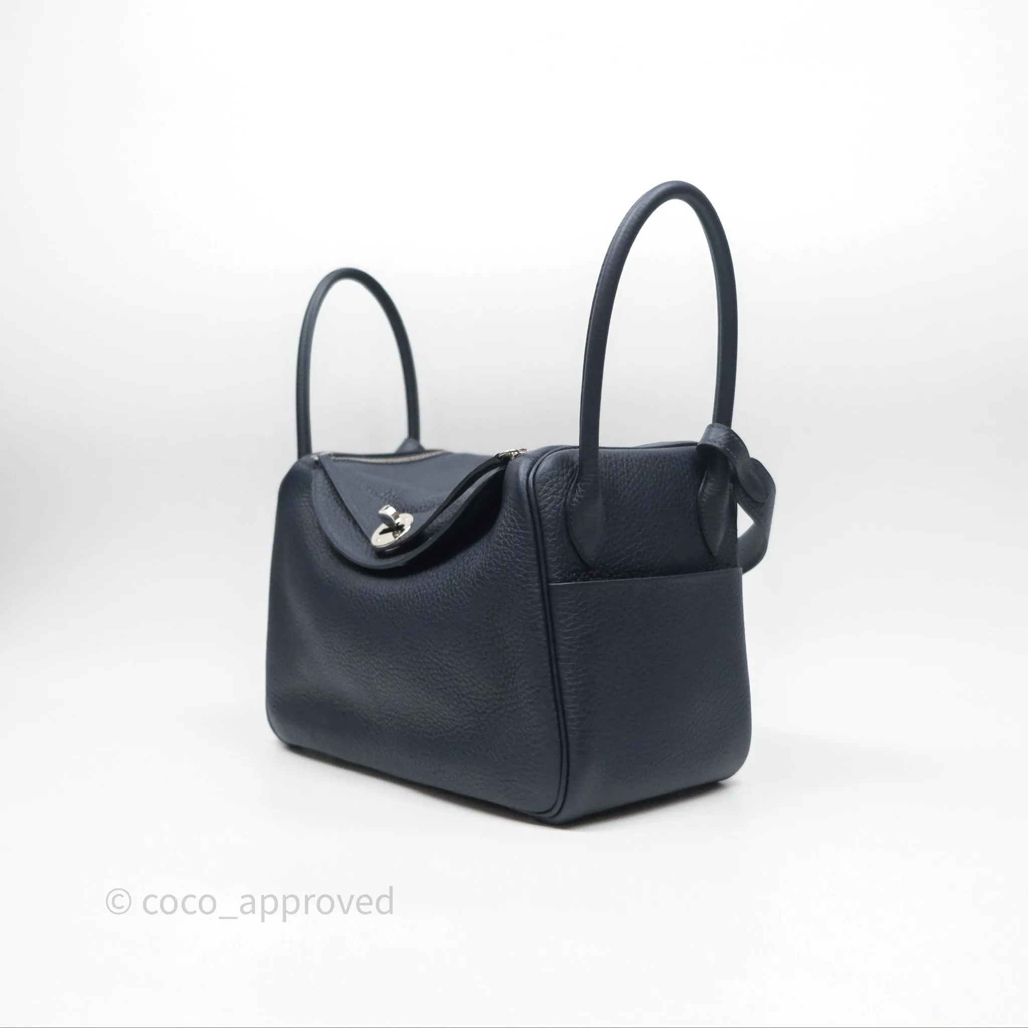Herms Lindy 26 Bleu Nuit 2Z Taurillon Clemence Palladium Hardware