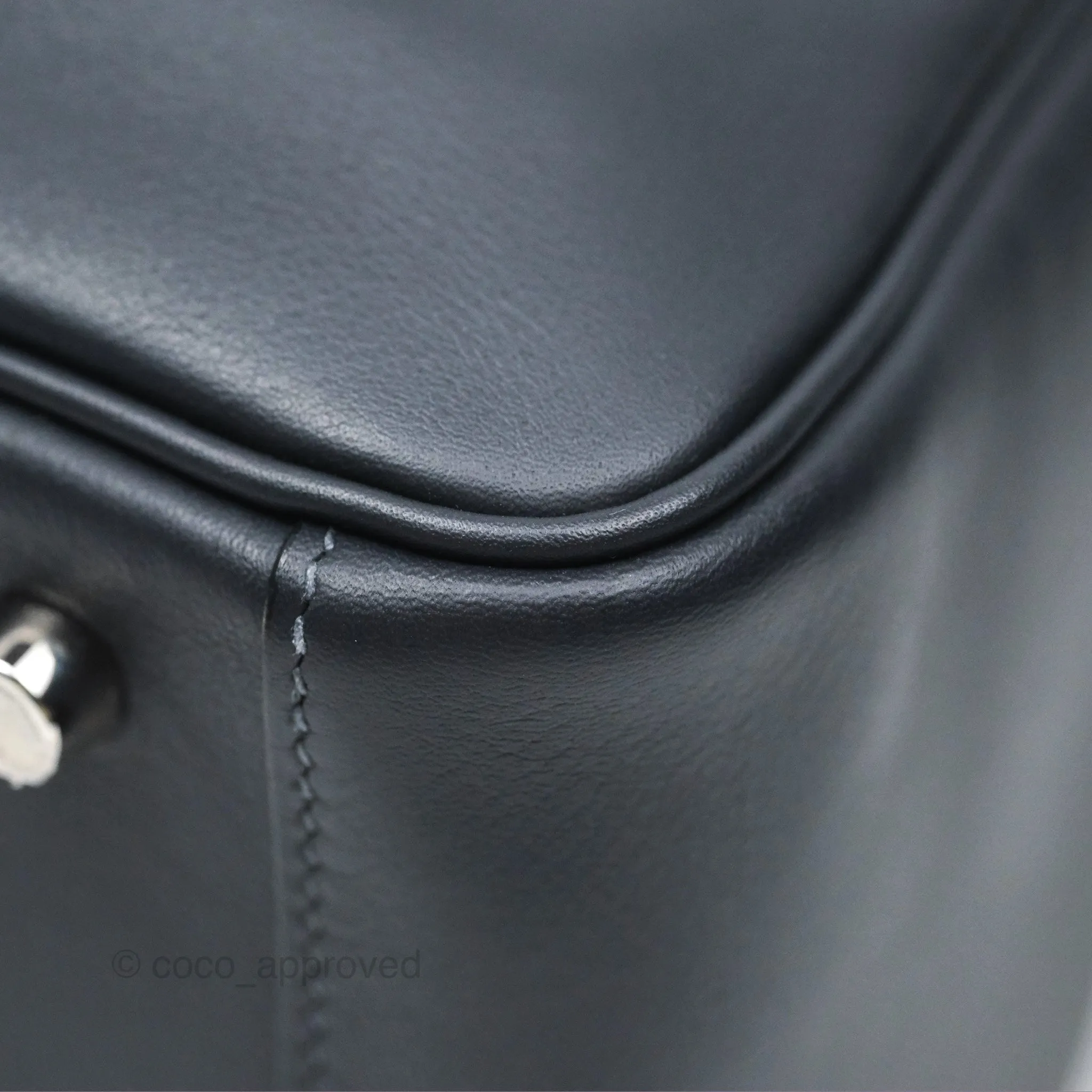 Herms Lindy 26 Caban/Bleu Frida Swift Palladium Hardware