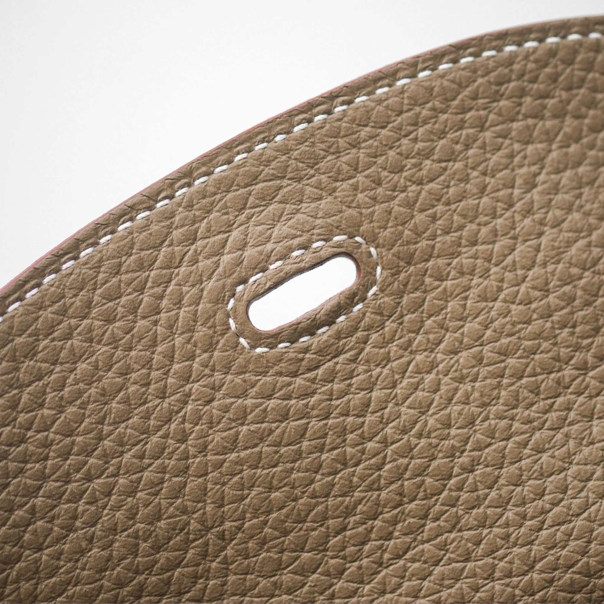 Herms Lindy 26 Etoupe Clemence Gold Hardware