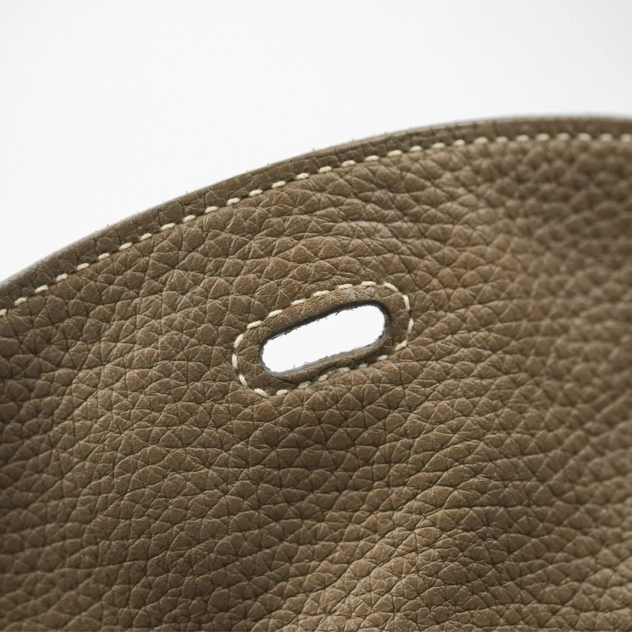 Herms Lindy 26 Etoupe Clemence Gold Hardware