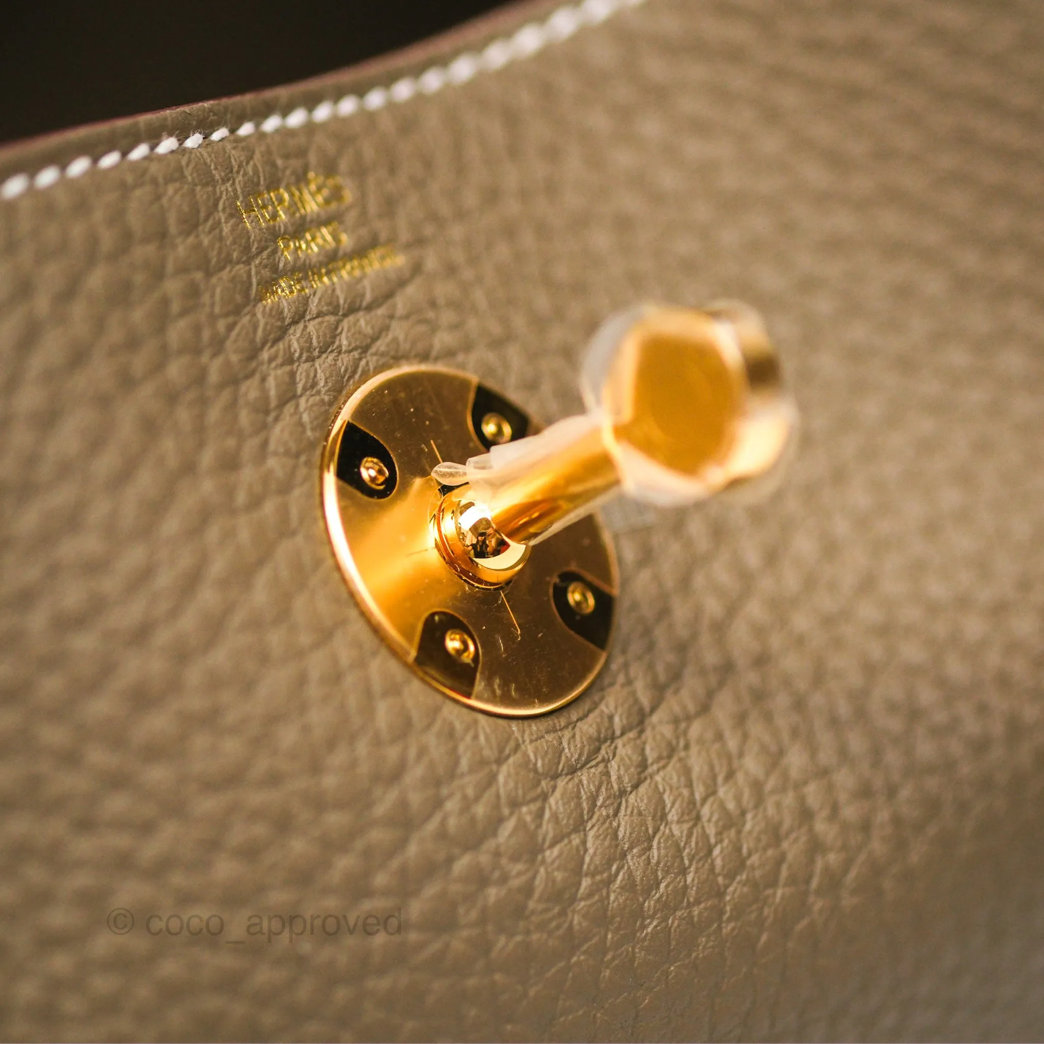 Herms Lindy 26 Etoupe Clemence Gold Hardware