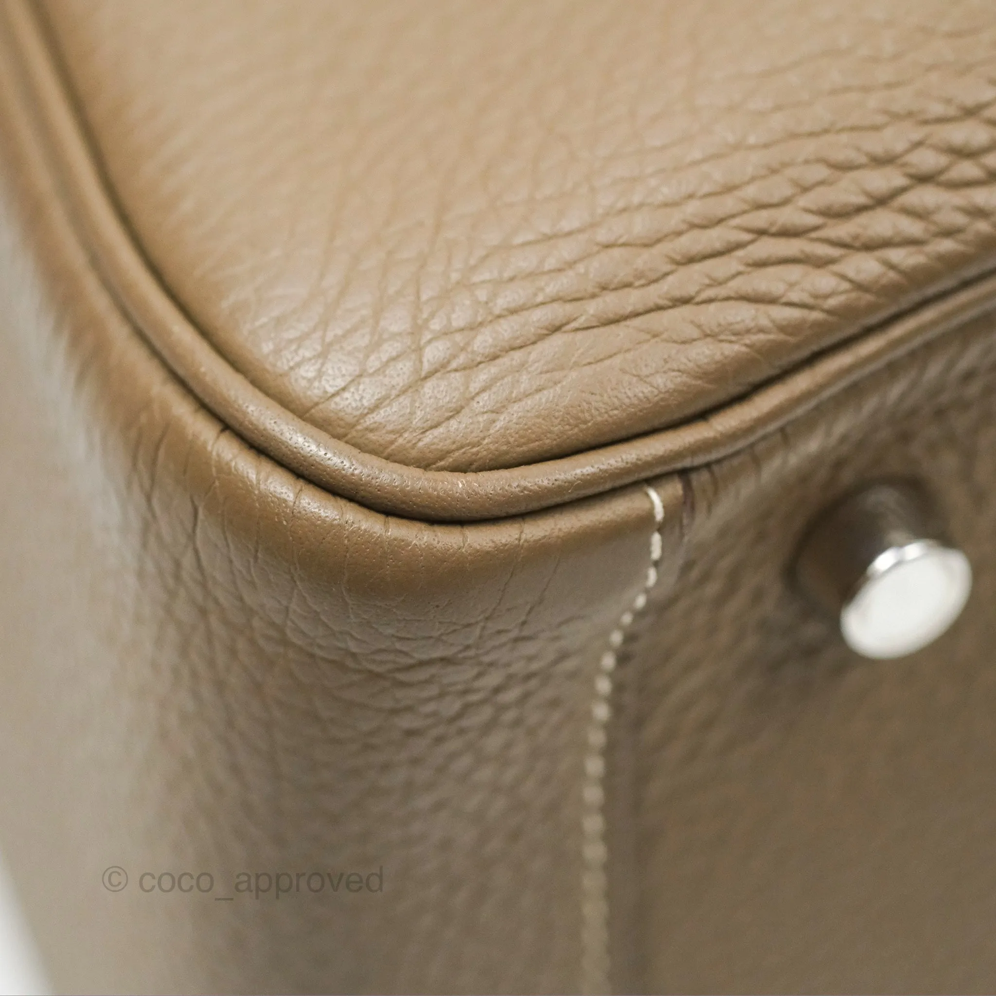 Herms Lindy 26 Etoupe Clemence Palladium Hardware