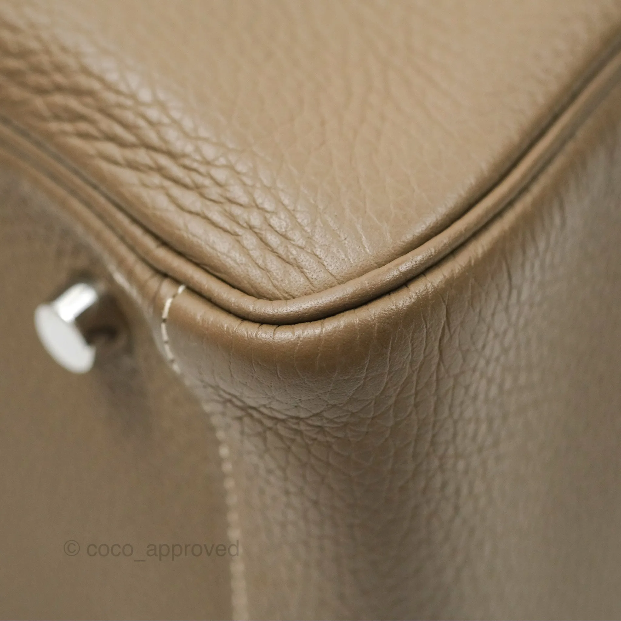 Herms Lindy 26 Etoupe Clemence Palladium Hardware