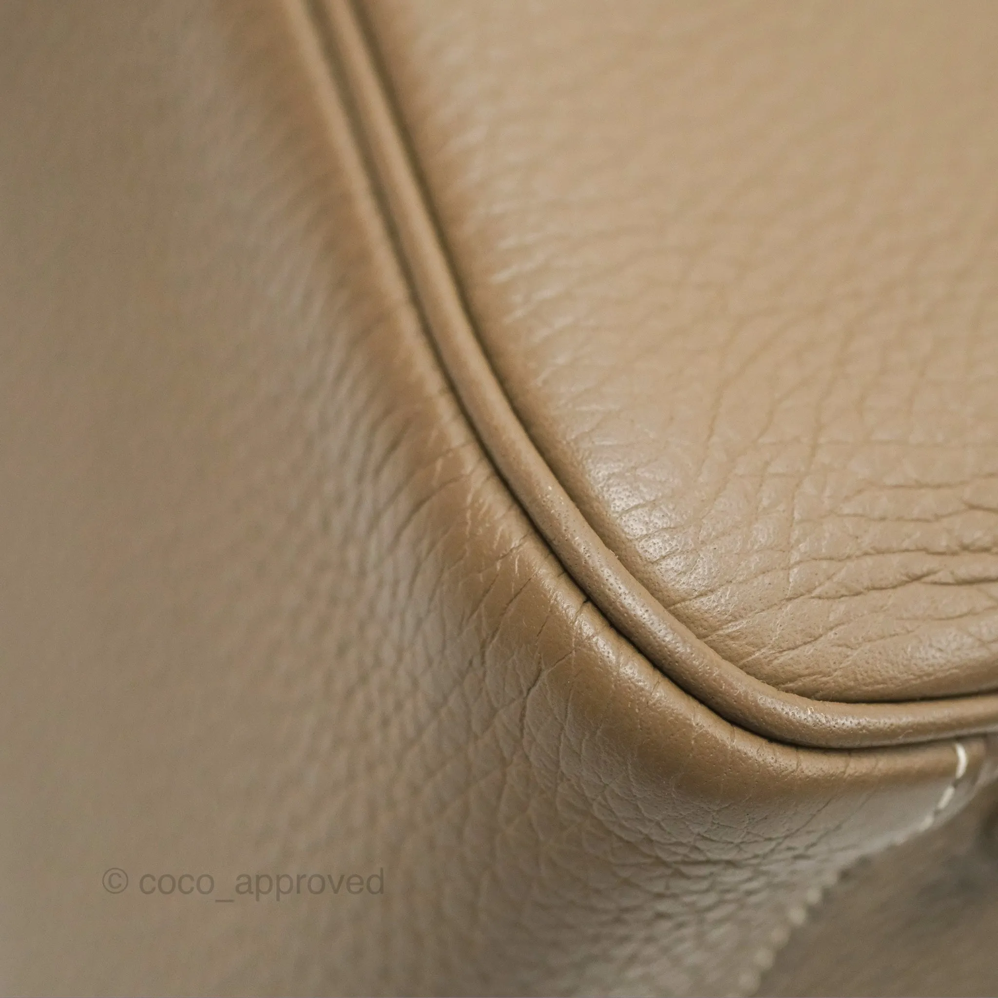 Herms Lindy 26 Etoupe Clemence Palladium Hardware