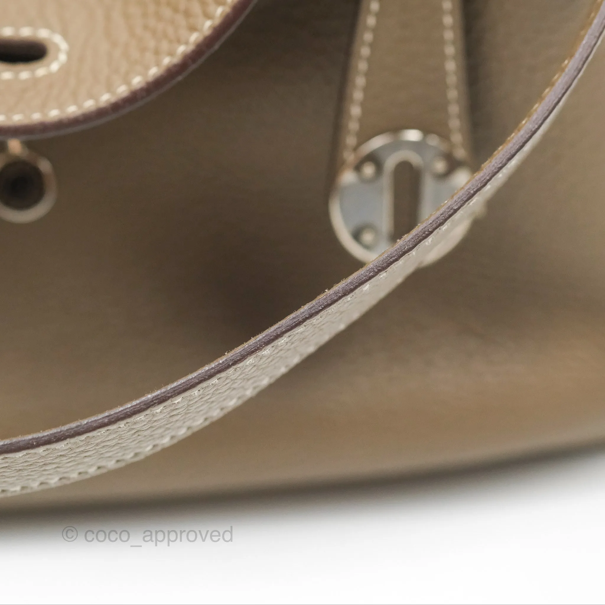 Herms Lindy 26 Etoupe Clemence Palladium Hardware