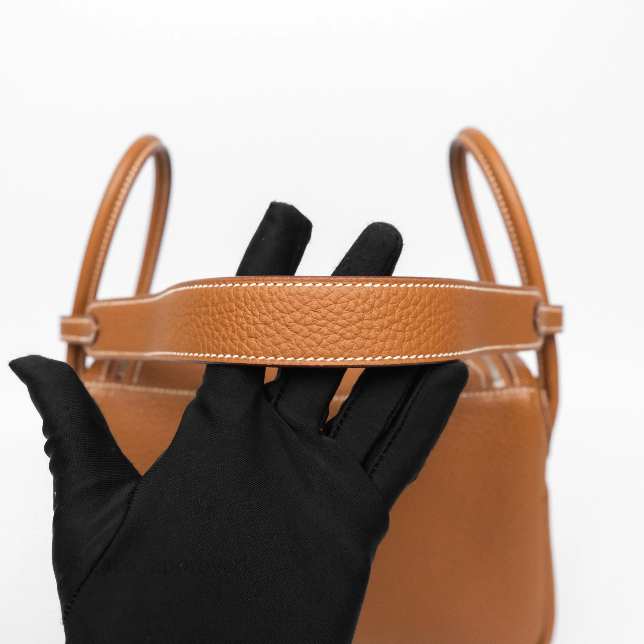 Herms Lindy 26 Gold 37 Taurillon Clemence Palladium Hardware