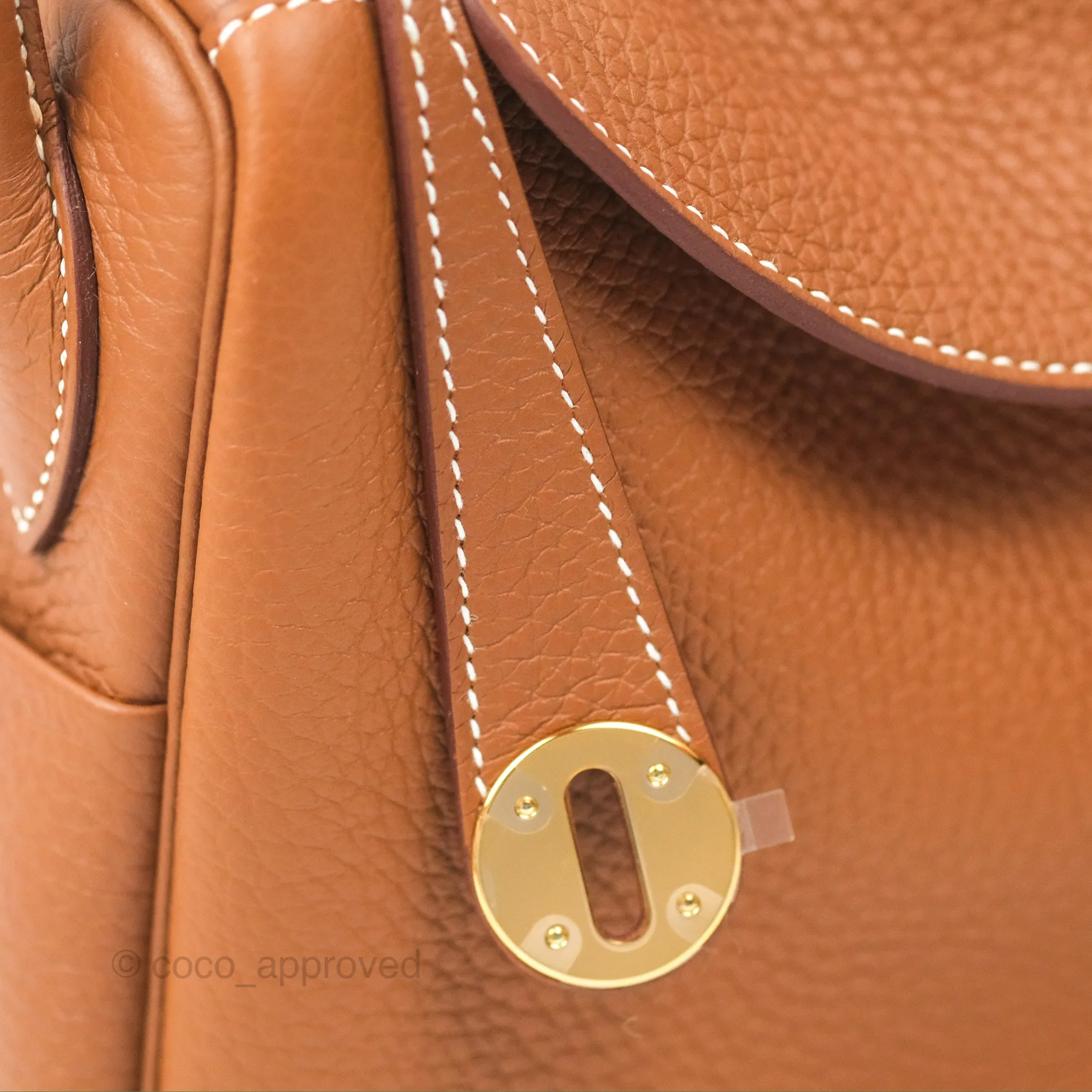 Herms Lindy 26 Gold Taurillon Clemence Gold Hardware