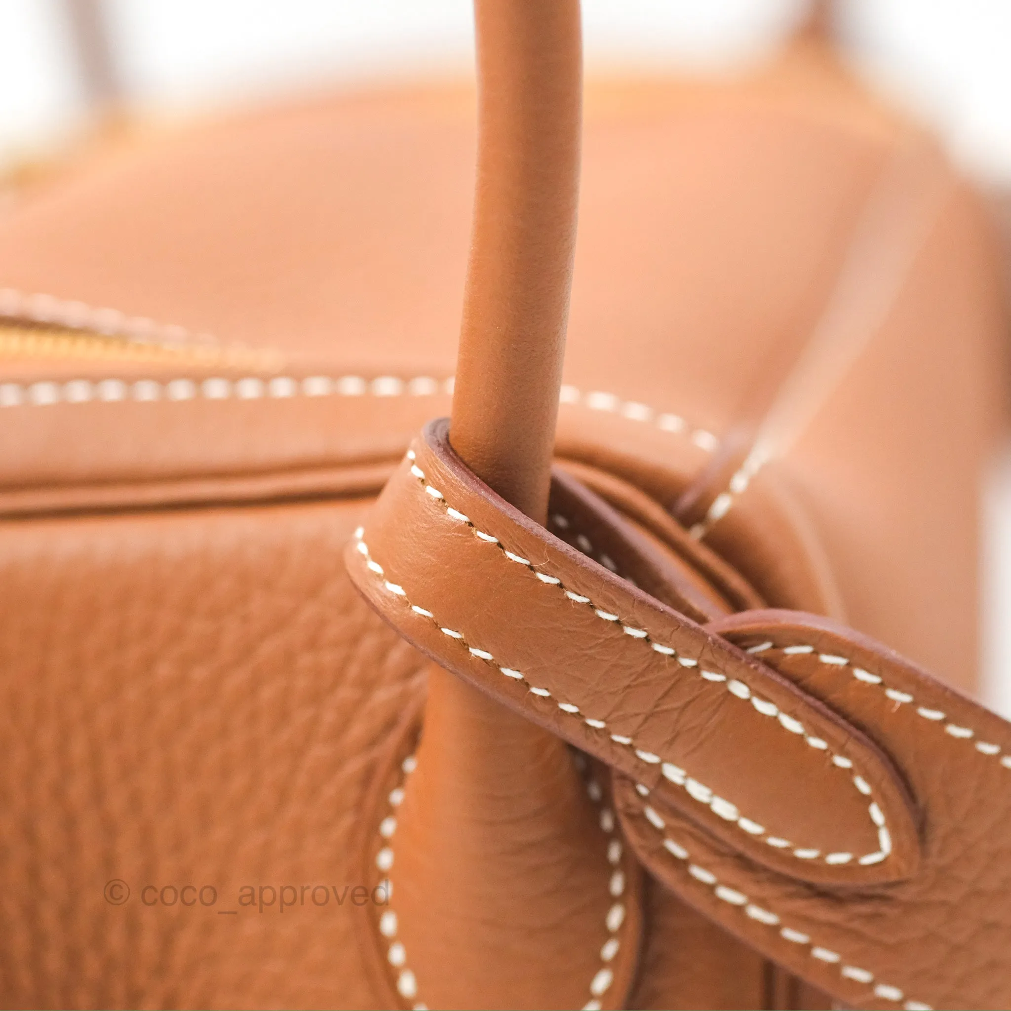 Herms Lindy 26 Gold Taurillon Clemence Gold Hardware