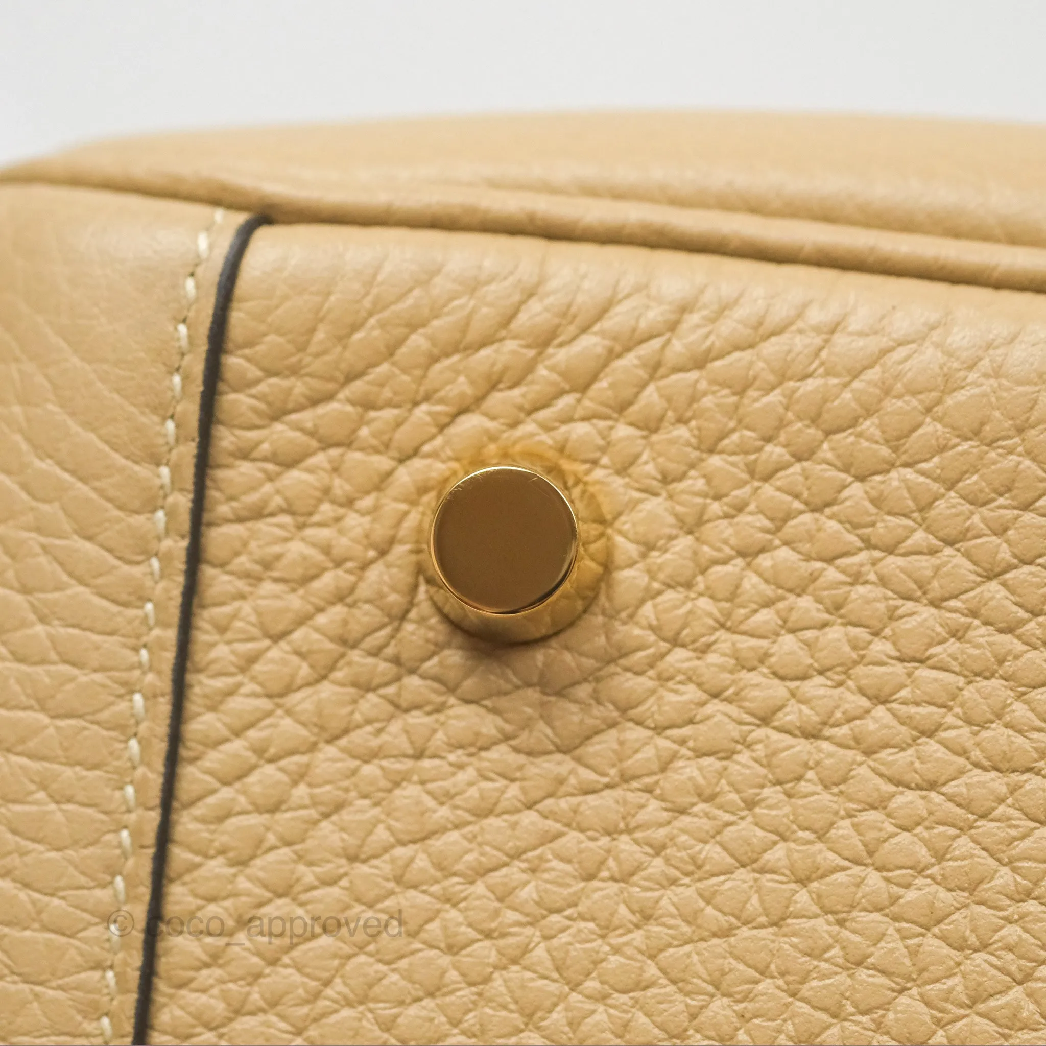 Herms Lindy 26 Trench Clemence Gold Hardware